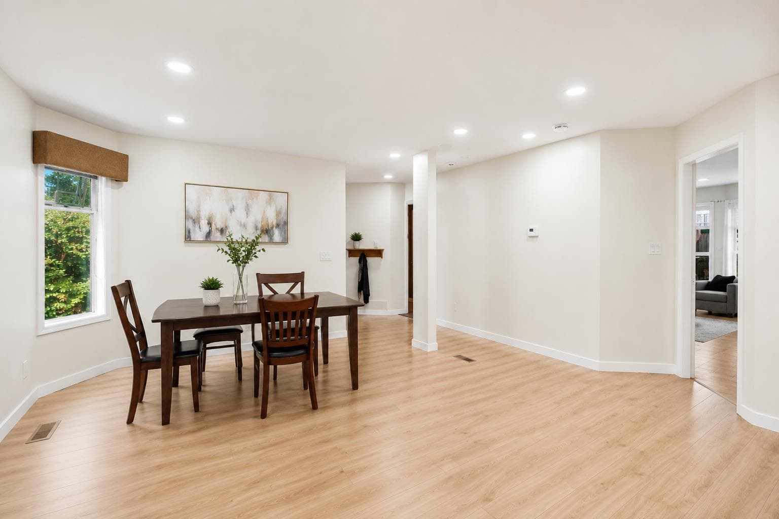 11142 85a Avenue, Delta, V4C 7C8 — photo 4