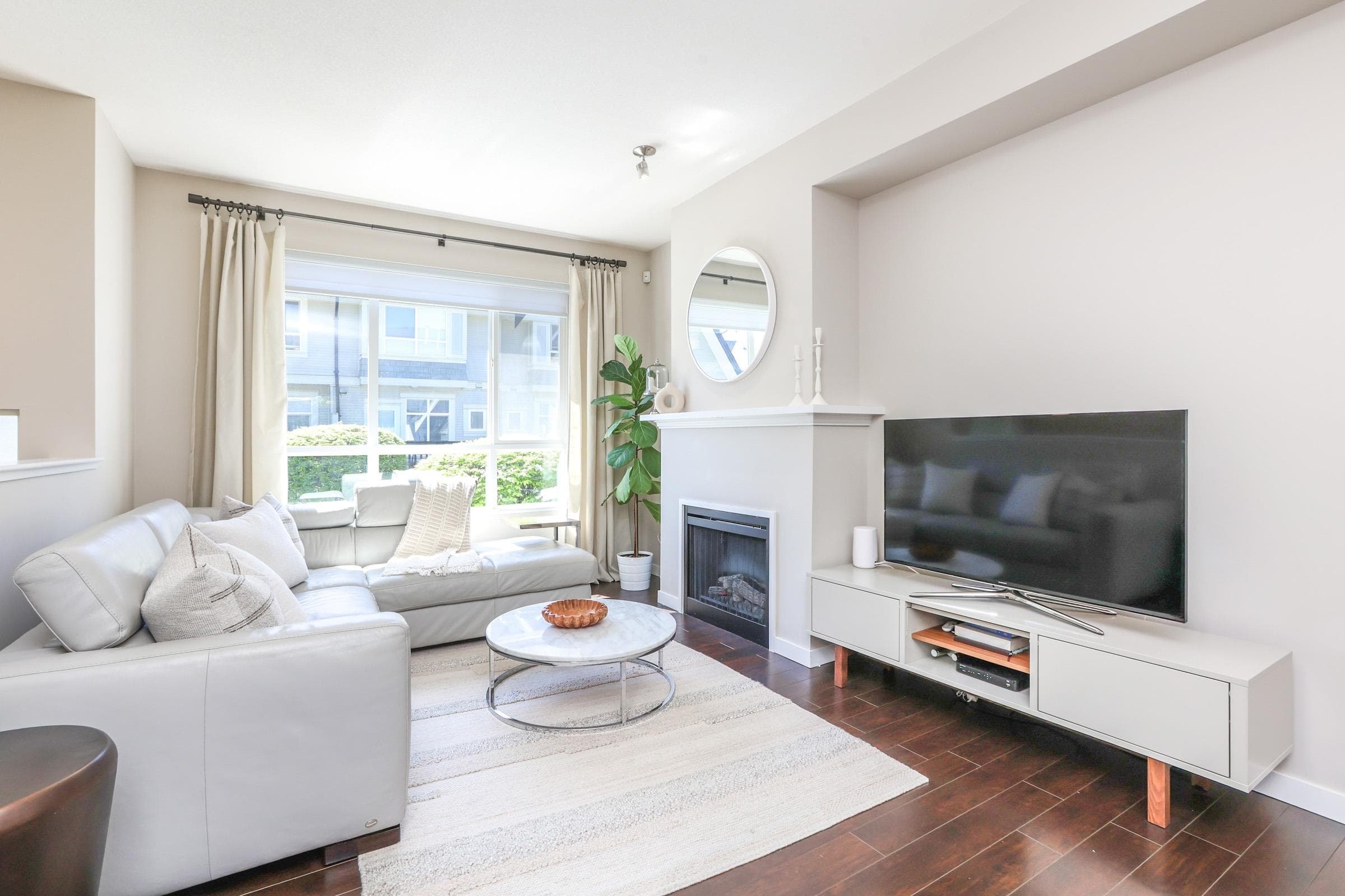 32 - 9133 Sills Avenue, Richmond