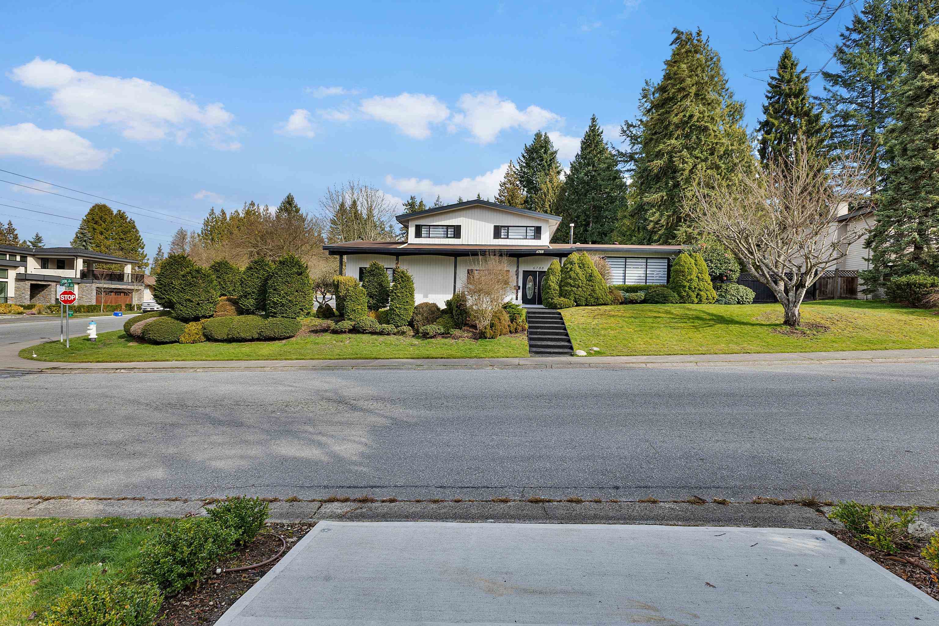 6788 Stoney Crescent, Delta — sold