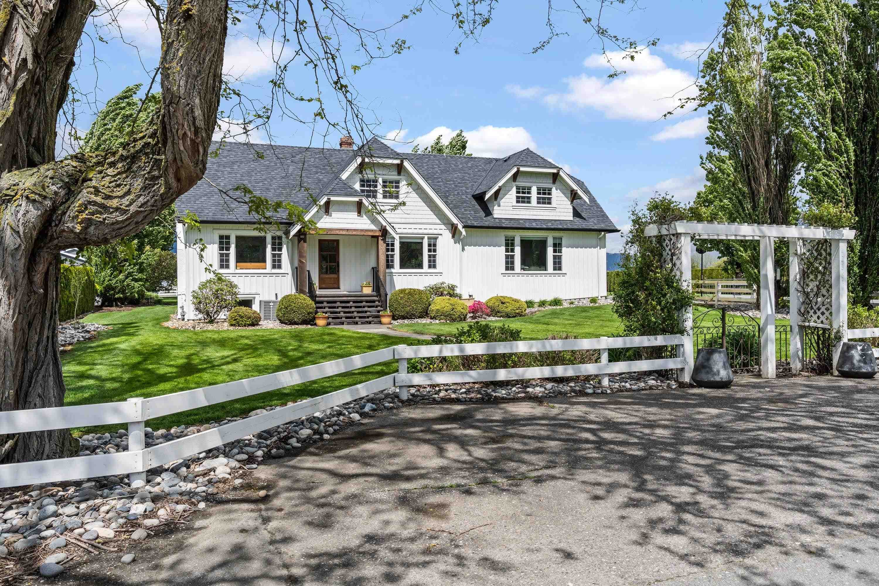 42383 Sinclair Road, Sardis - Greendale, V2R 4N8 — photo 1