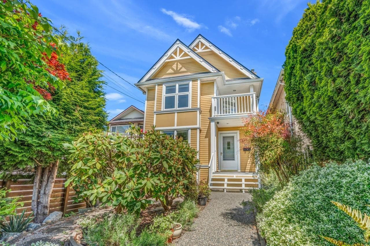 517 Atlantic Street, Vancouver