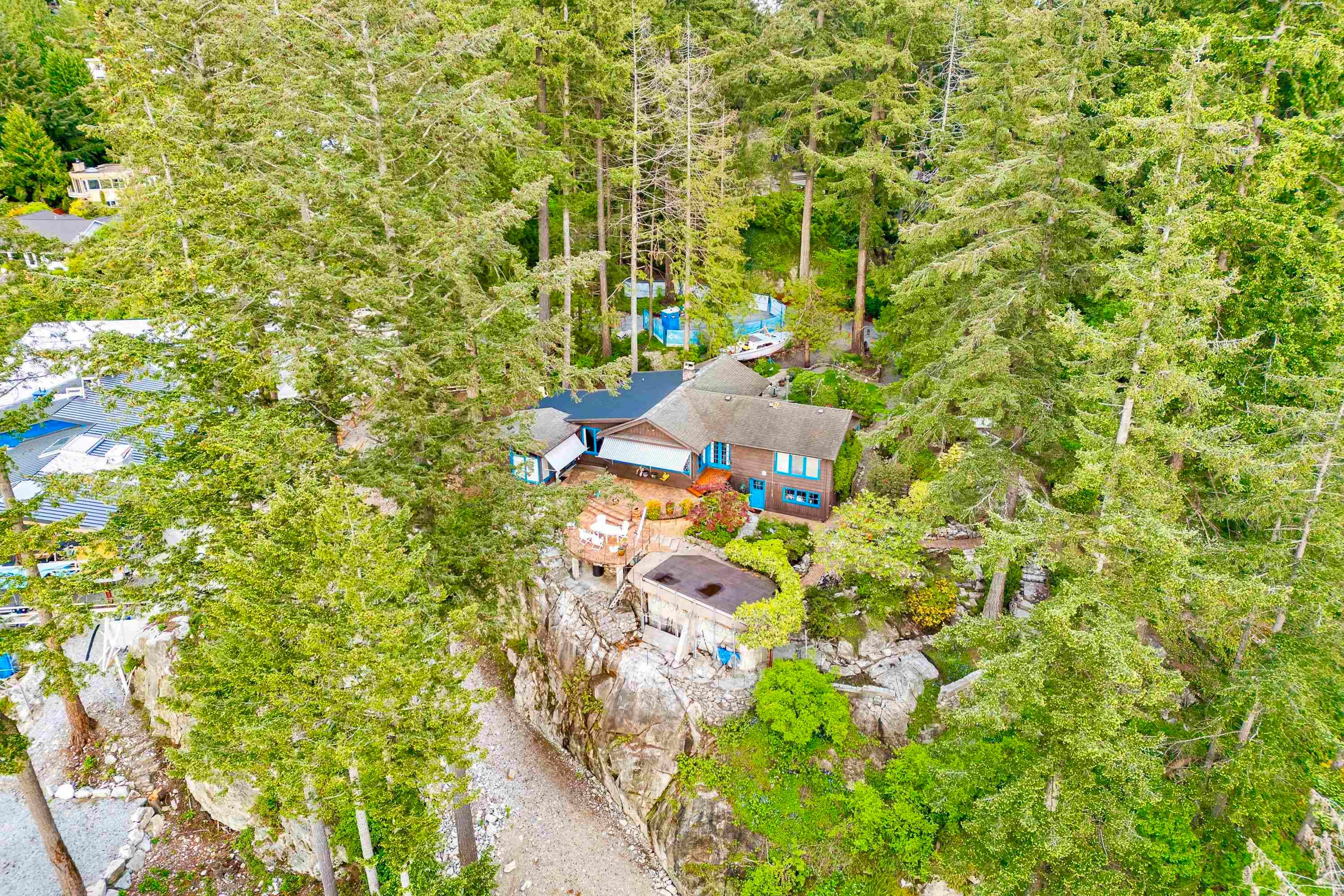 5056 The Byway, West Vancouver, V7W 1L7 — photo 3