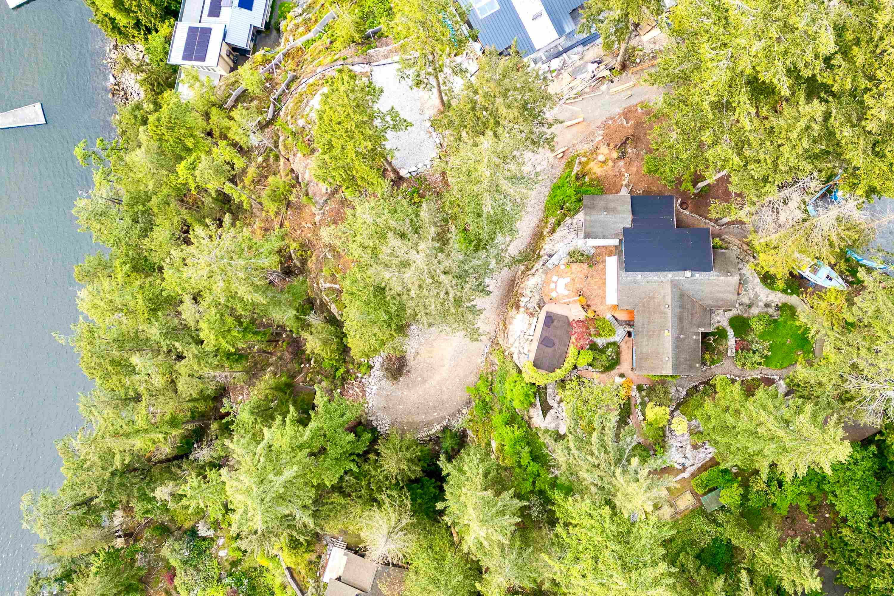 5056 The Byway, West Vancouver, V7W 1L7 — photo 5