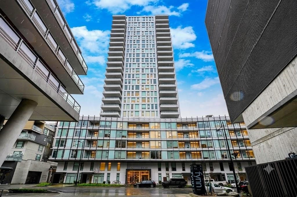 807 - 3438 Sawmill Crescent, Vancouver