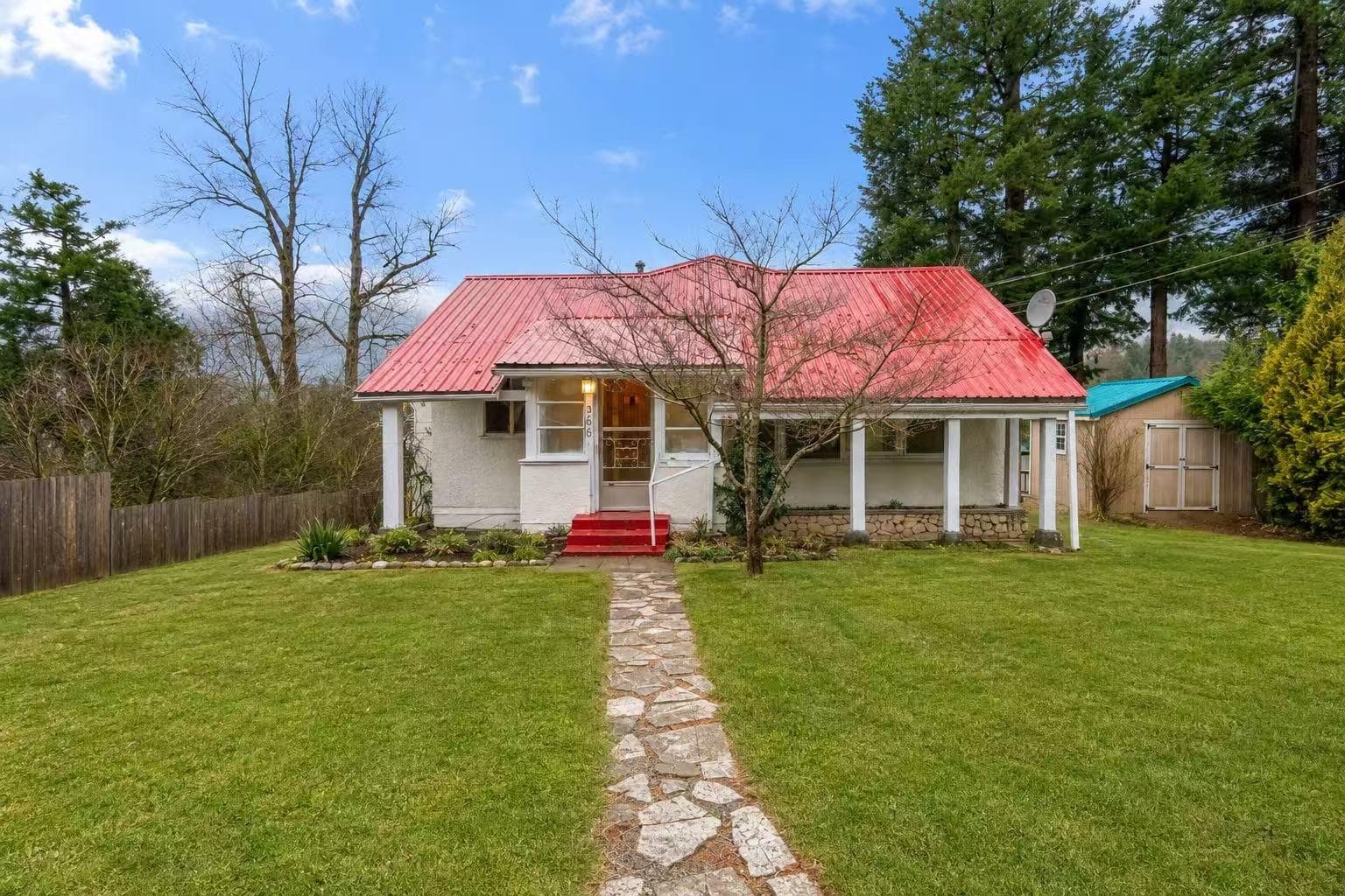 366 Water Avenue, Hope