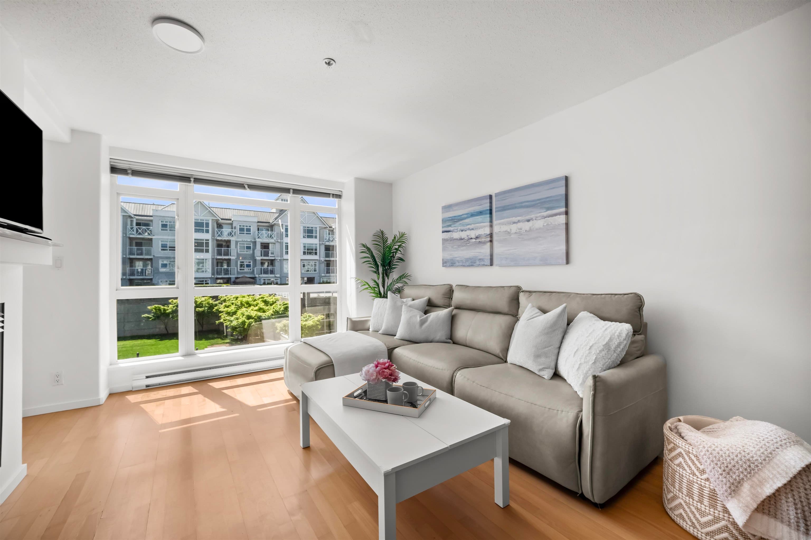 302 - 3142 St Johns Street, Port Moody