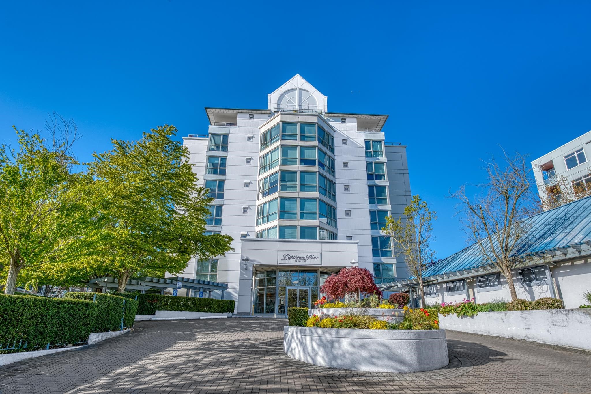 401 - 5860 Dover Crescent, Richmond