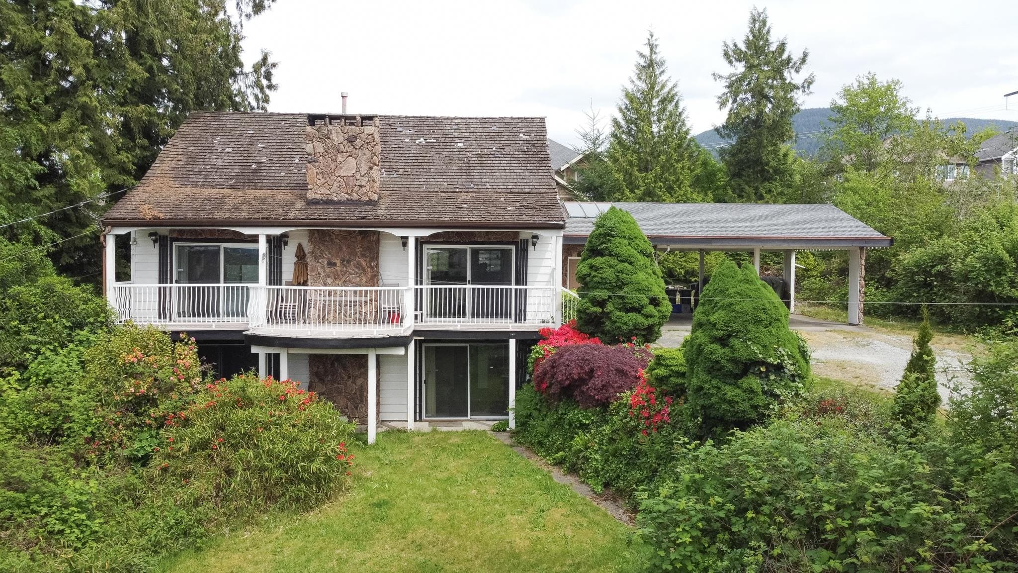 3417 E Roxton Avenue, Coquitlam, V3B 7M9 — photo 4