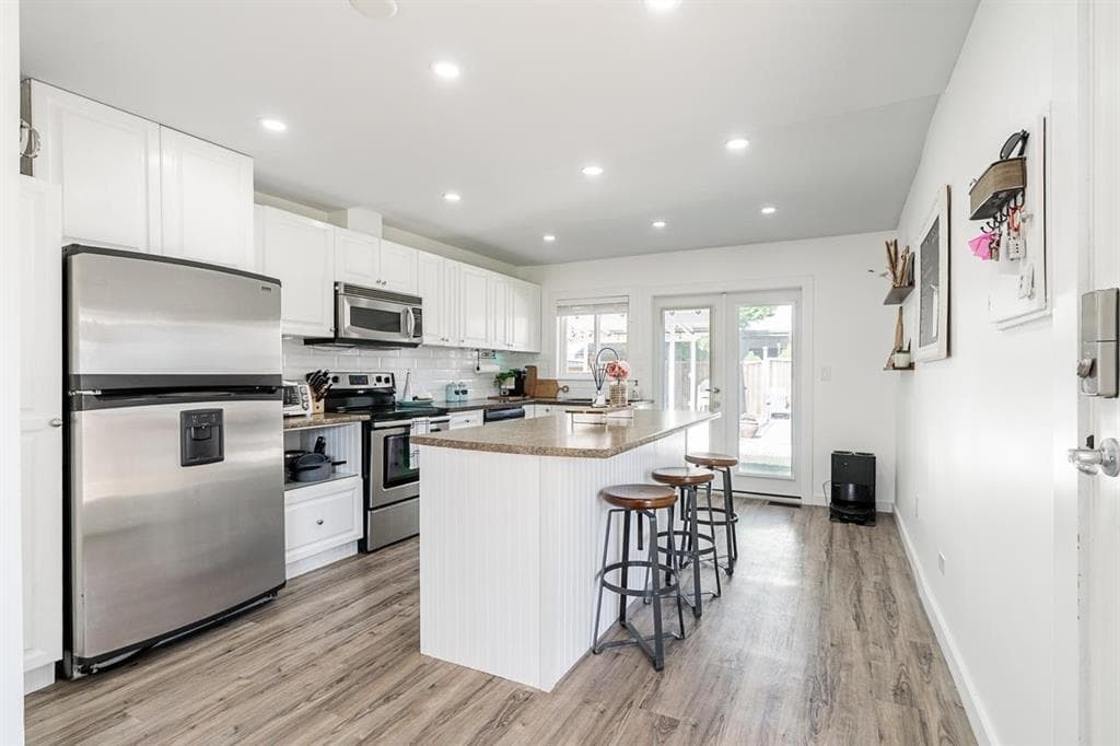 23035 117 Avenue, Maple Ridge, V2X 2K3 — photo 4