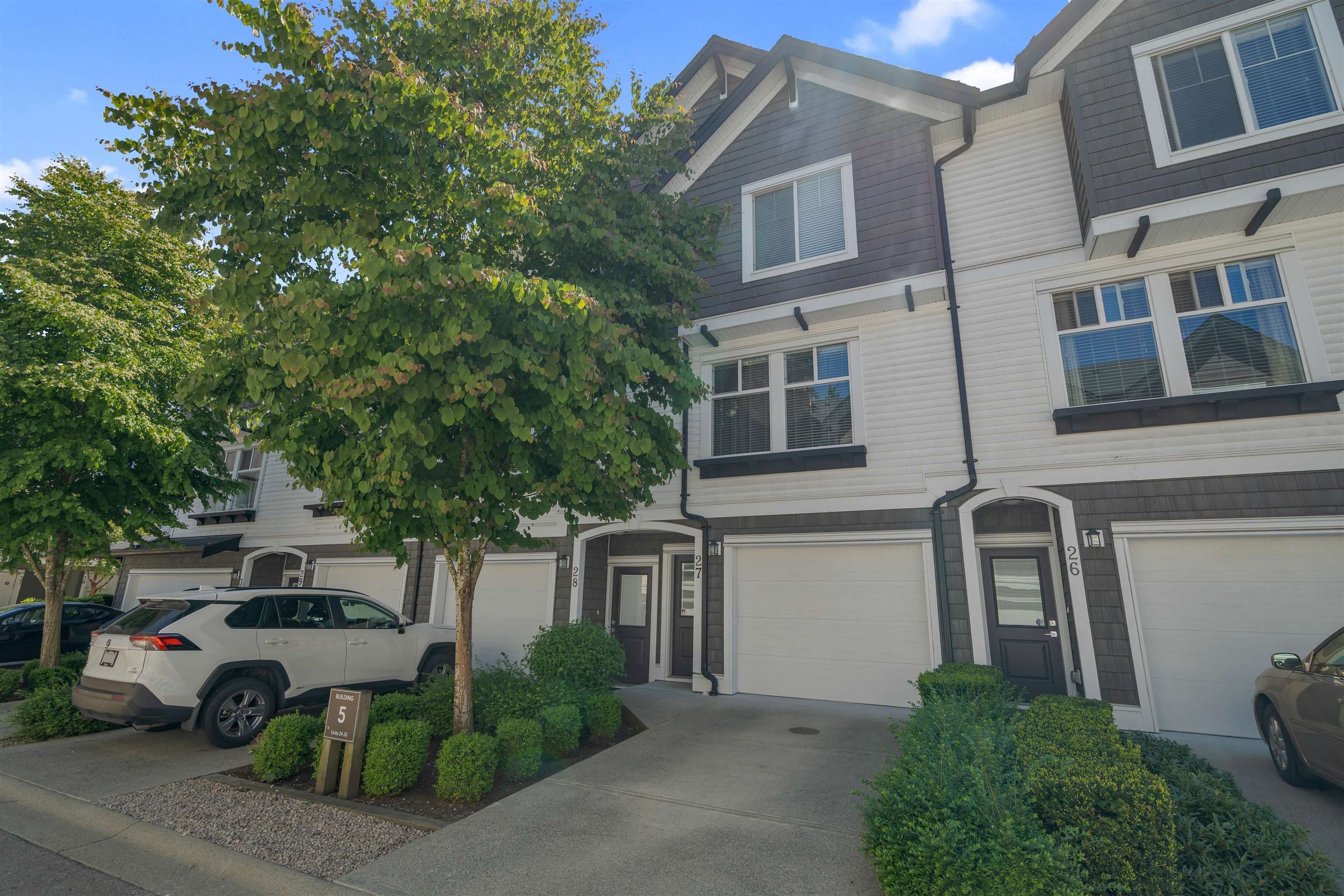 27 - 14271 60 Avenue, Surrey