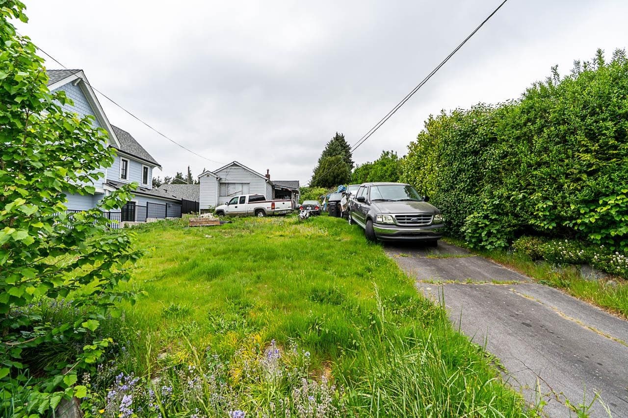 2235 Edinburgh Street, New Westminster