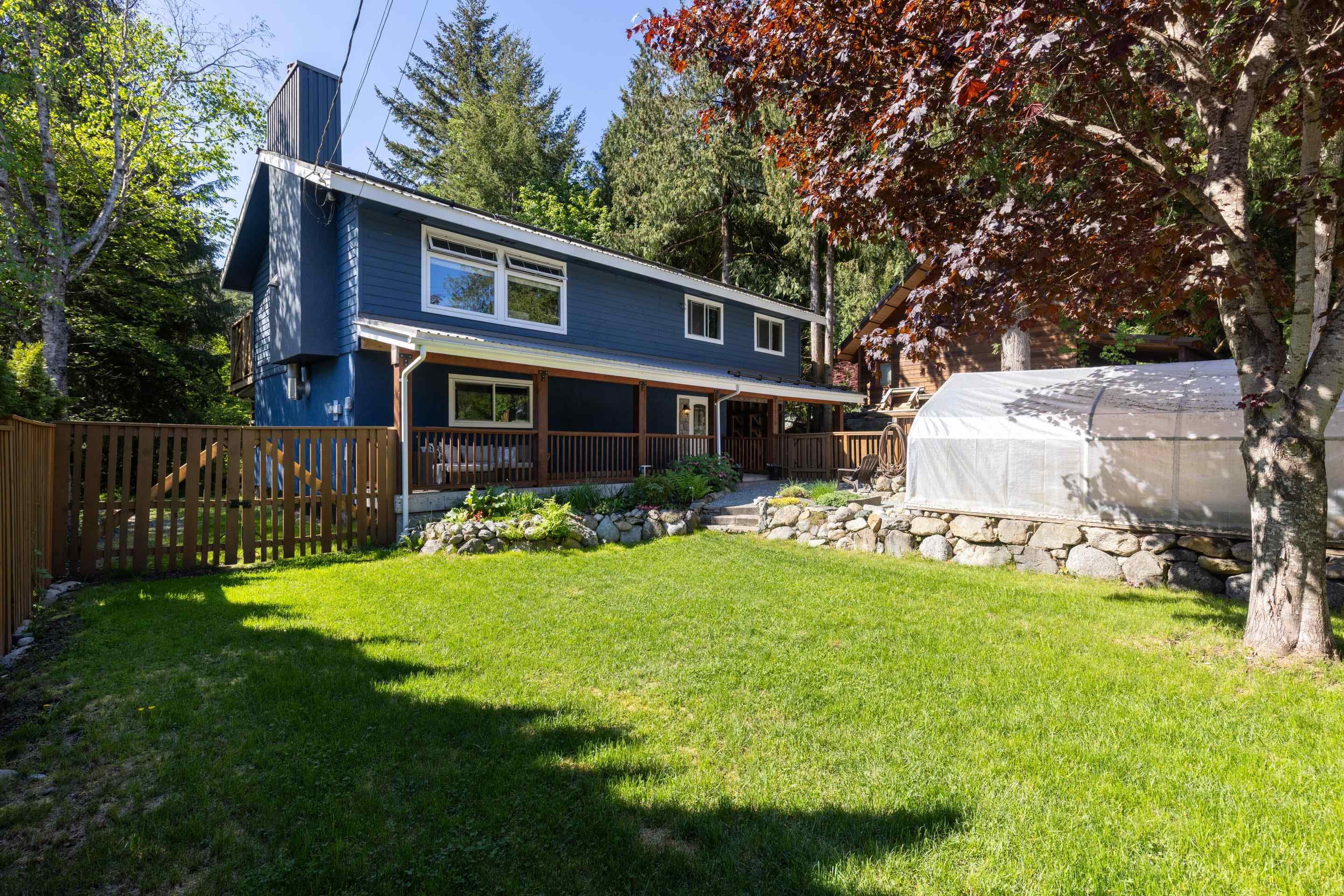 1350 Fernwood Drive, Pemberton