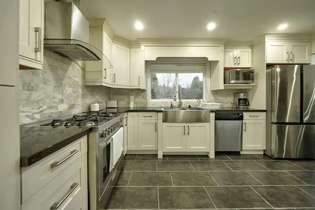 18369 21a Avenue, Surrey, V3Z 9W2 — photo 4