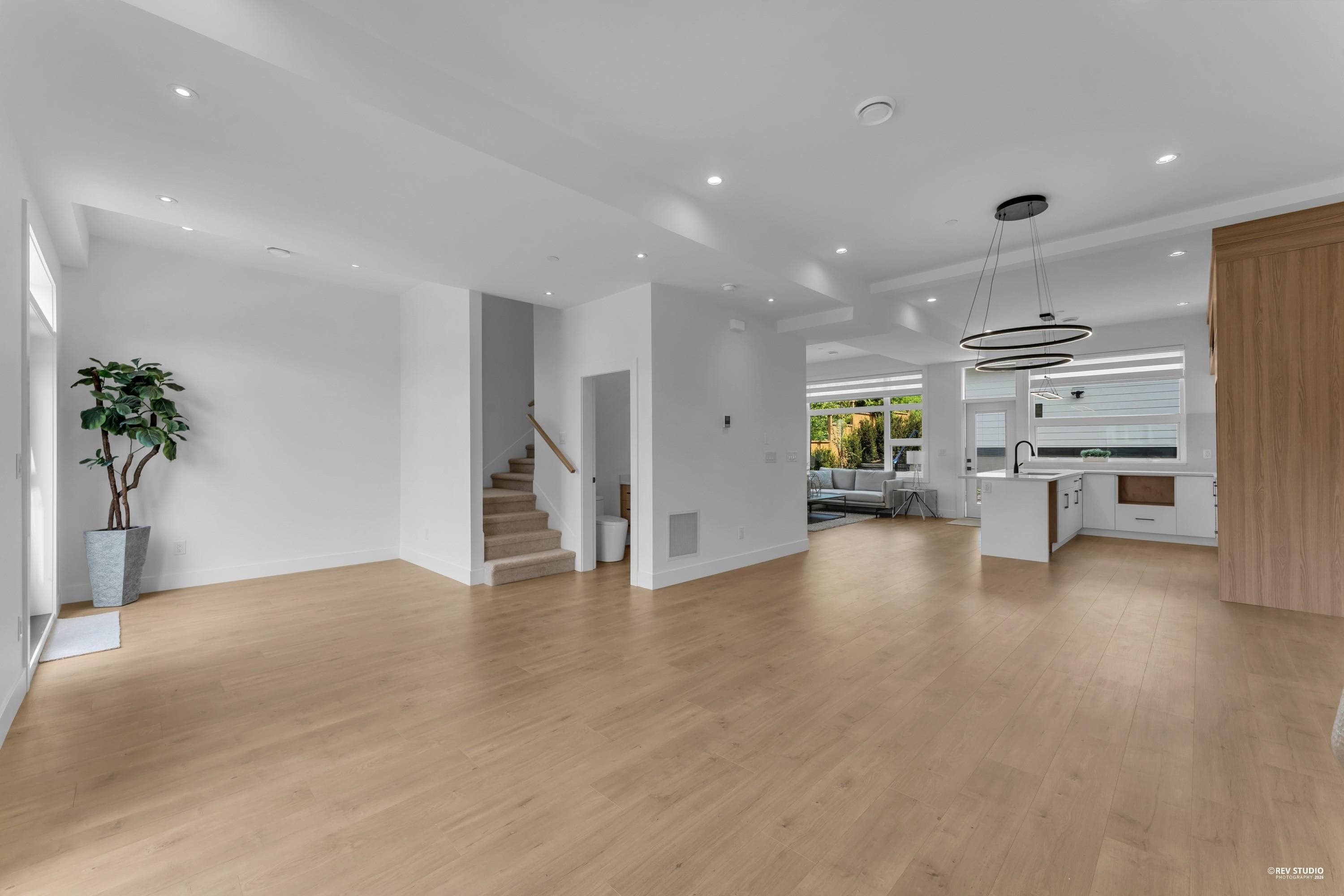 13642 232 Street, Maple Ridge, V4R 0H1 — photo 1
