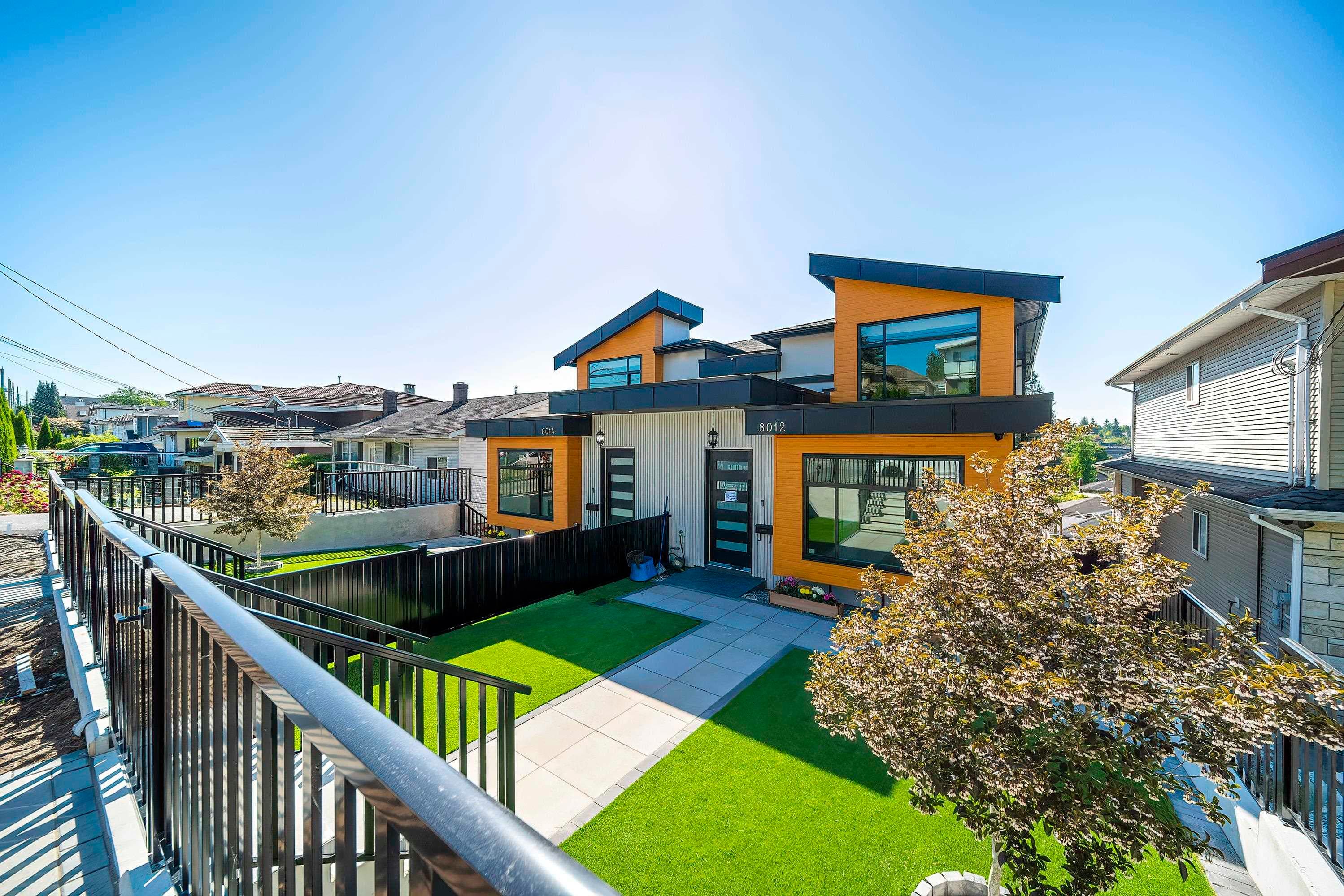 8012 11th Avenue, Burnaby