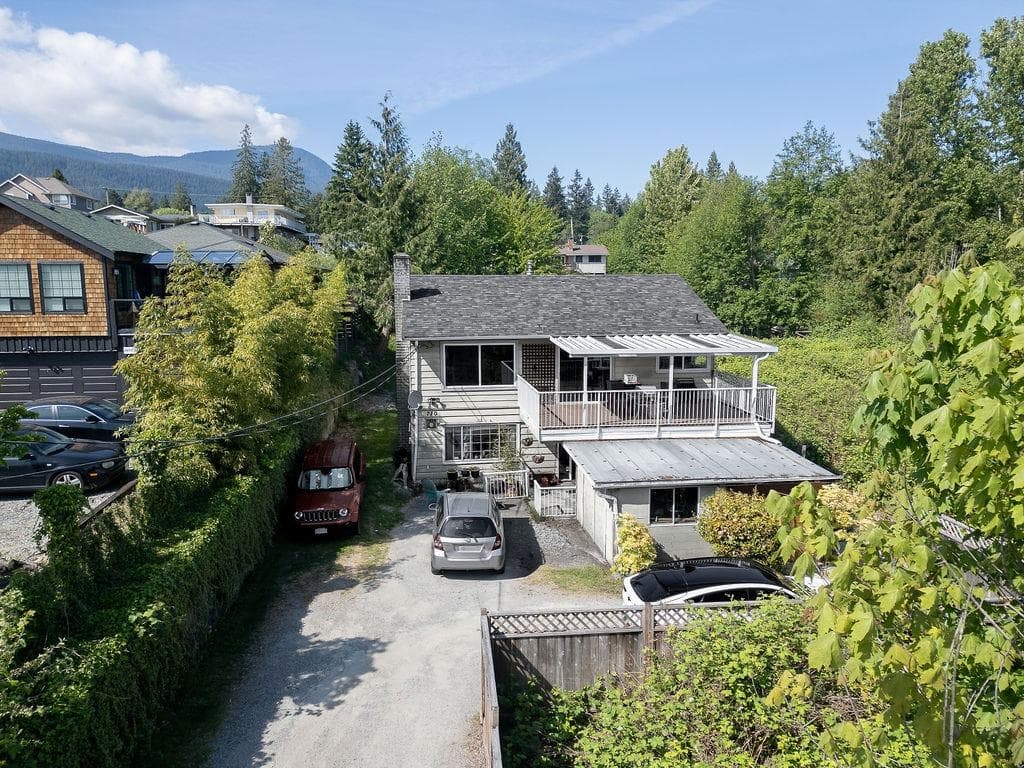 710 Gibsons Way, Gibsons
