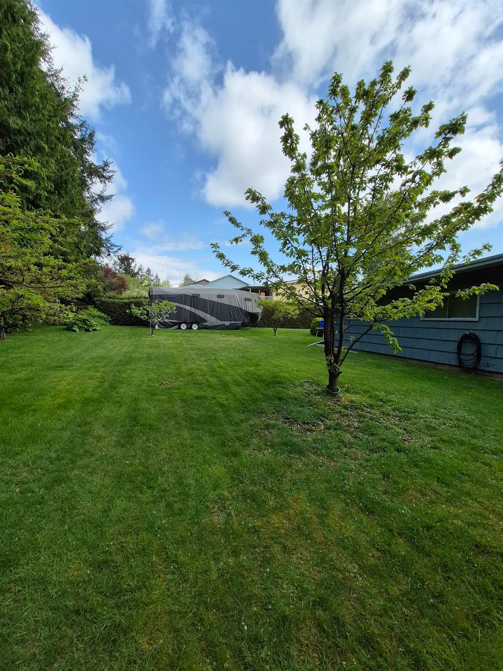 10587 138a Street, Surrey, V3T 4L2 — photo 3