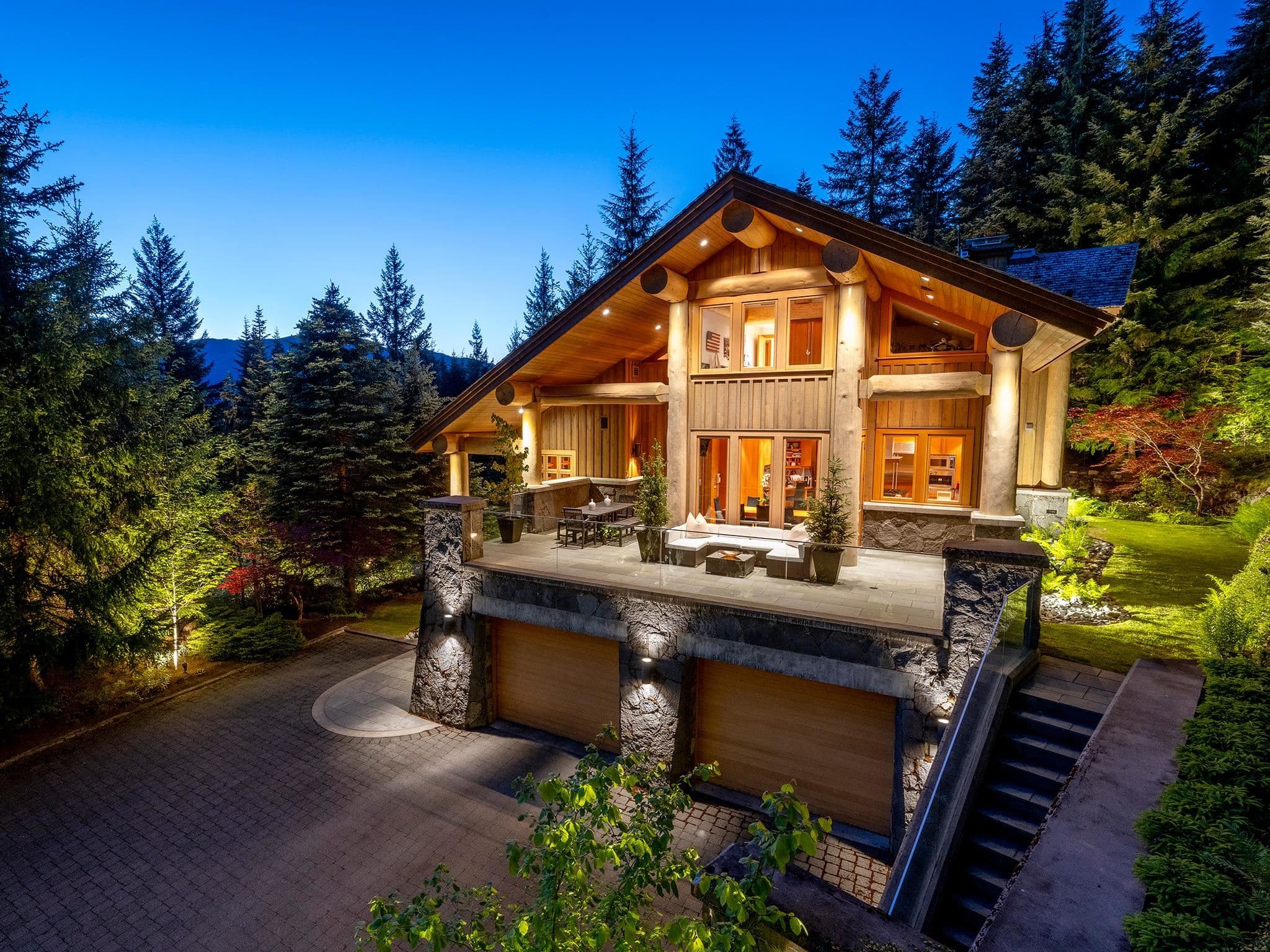 4673 Blackcomb Way, Whistler