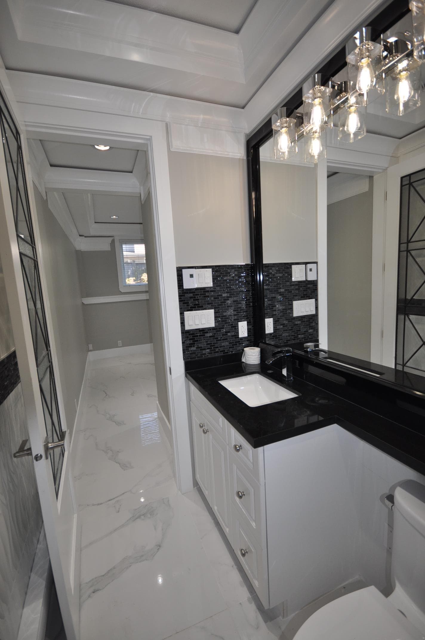 7505 Kingsway, Burnaby, V3N 3C1 — photo 4
