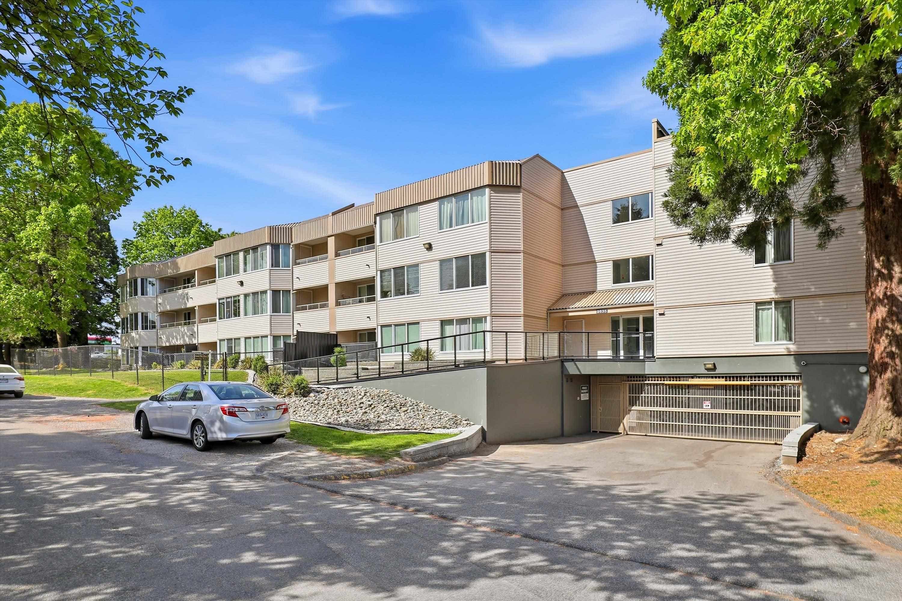 101 - 9635 121 Street, Surrey