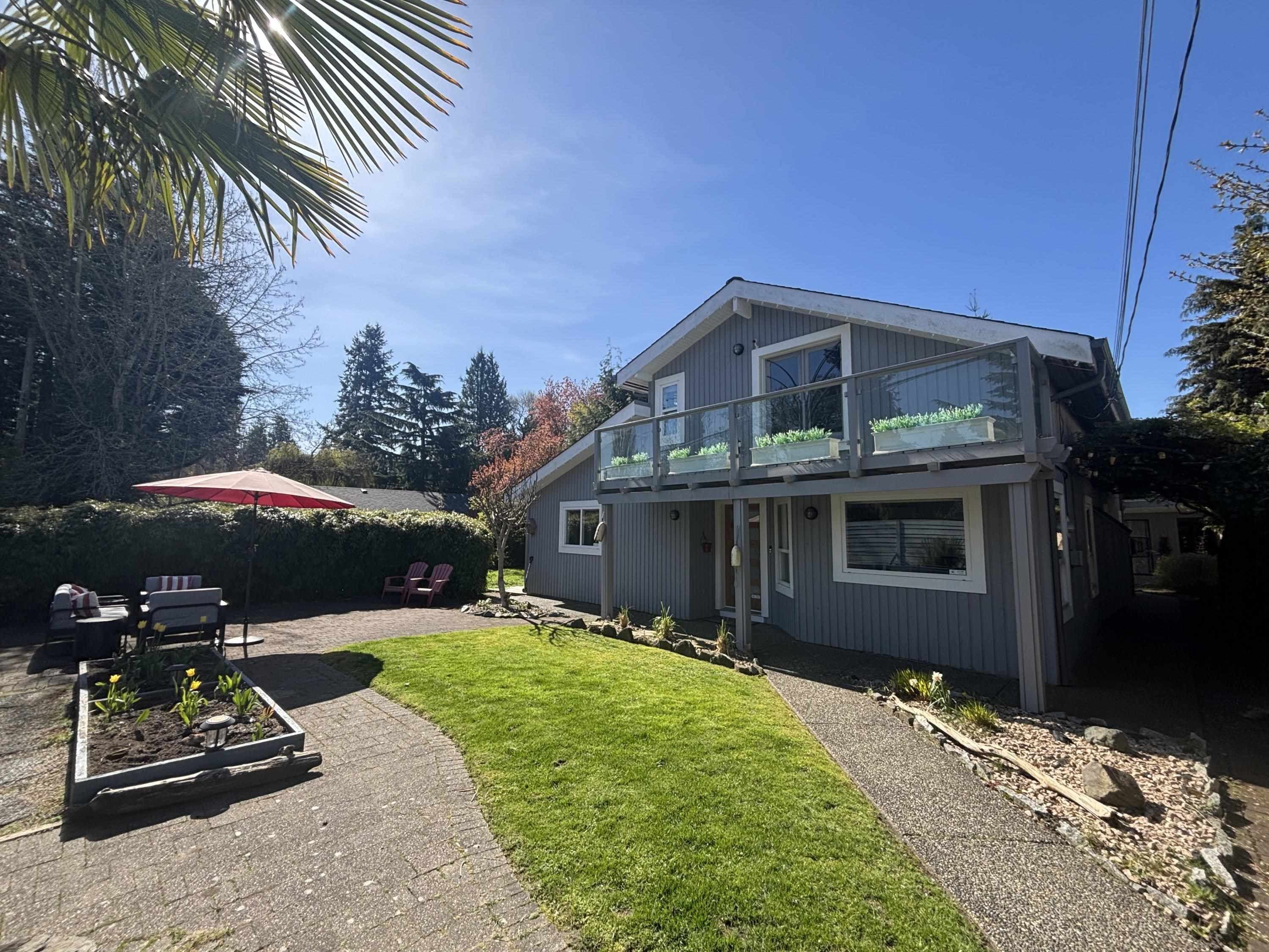 12272 Agar Street, Surrey