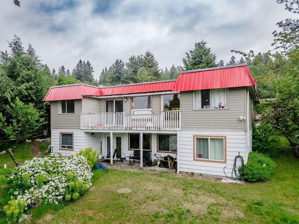 5197 Radcliffe Road, Sechelt