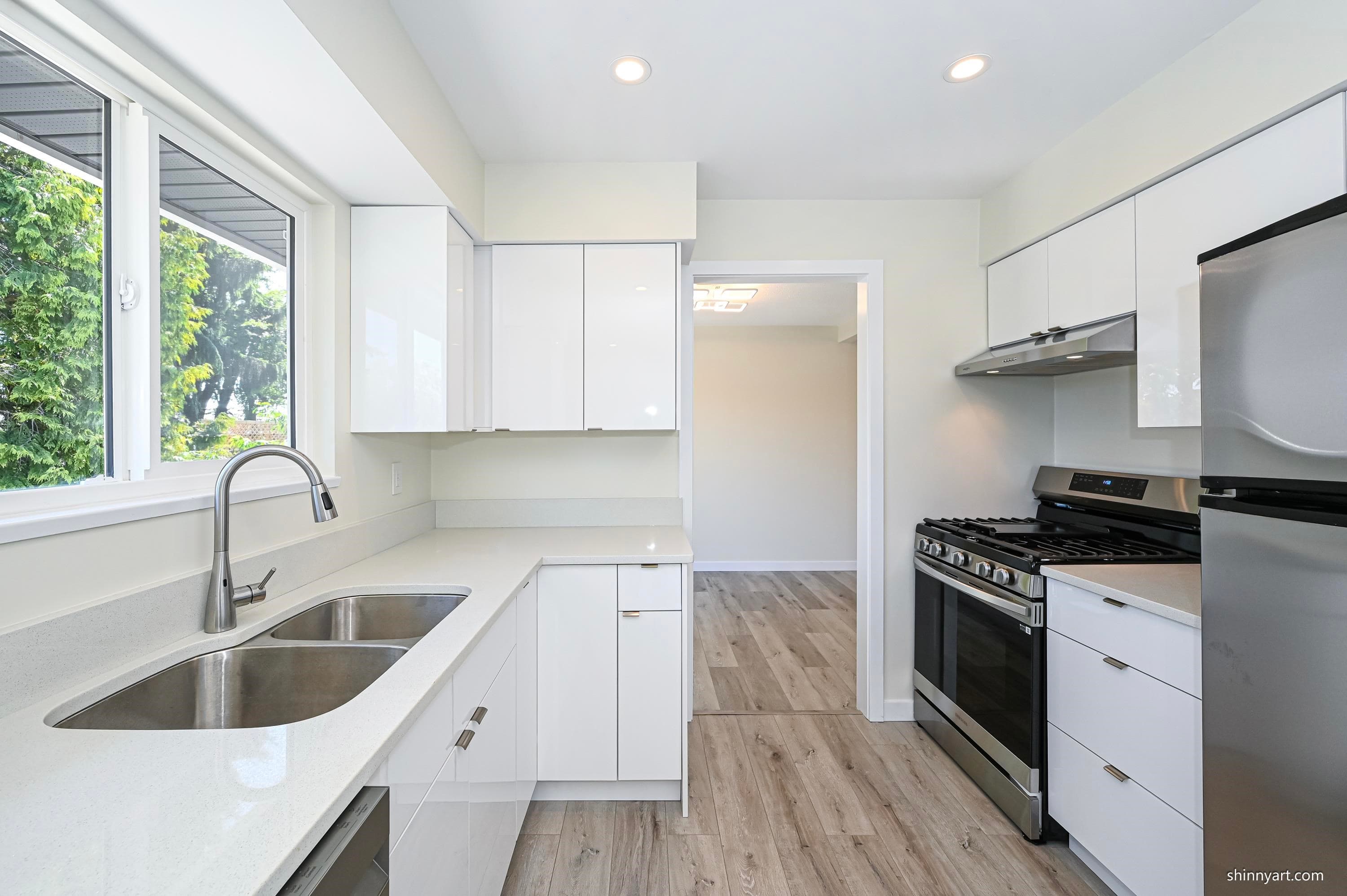 5546 Maple Crescent, Delta, V4K 1G4 — photo 2