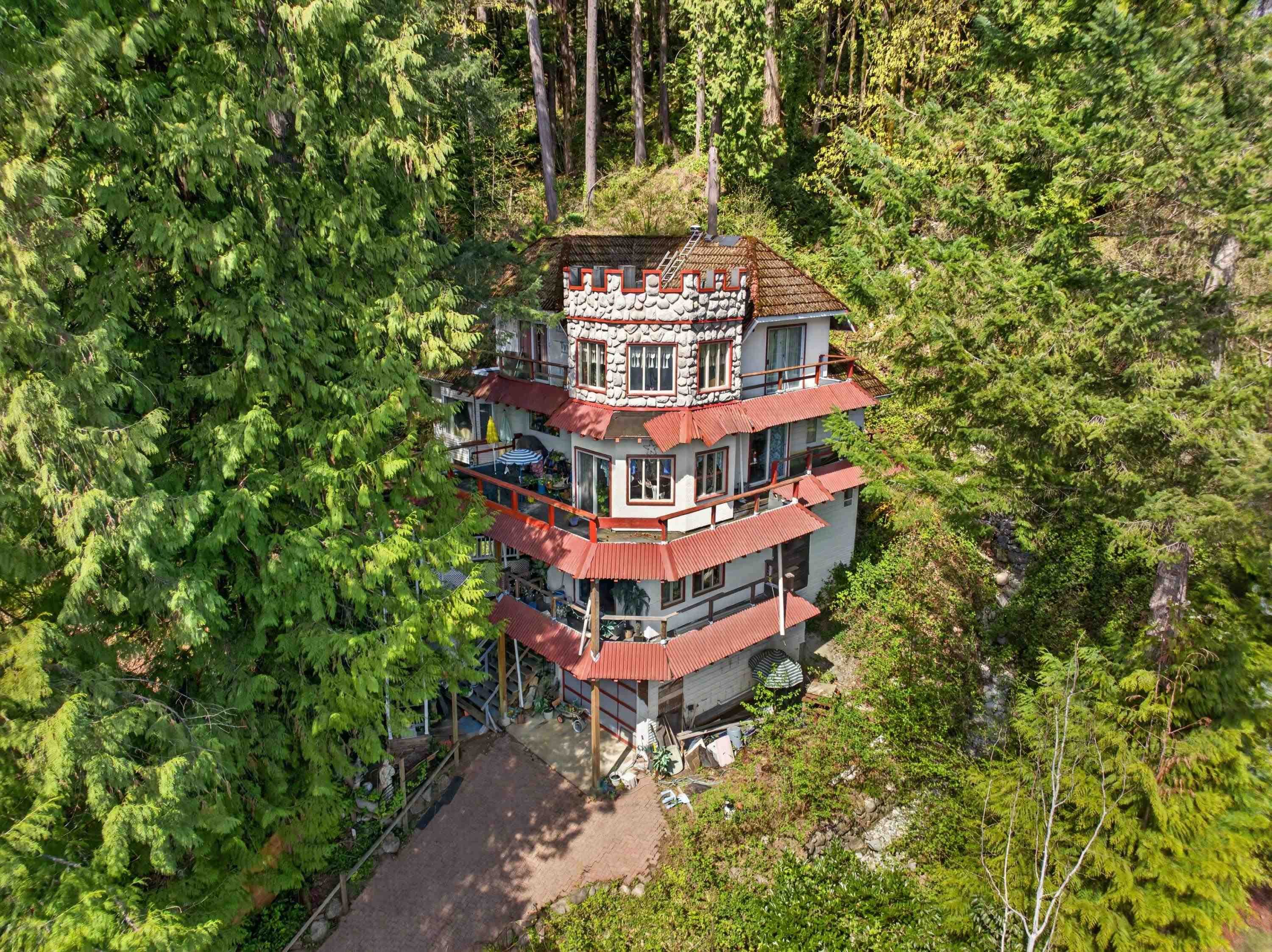 2755 Panorama Drive, North Vancouver