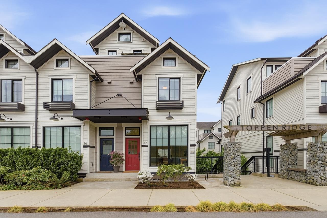 13 - 237 Ridgeway Avenue, North Vancouver