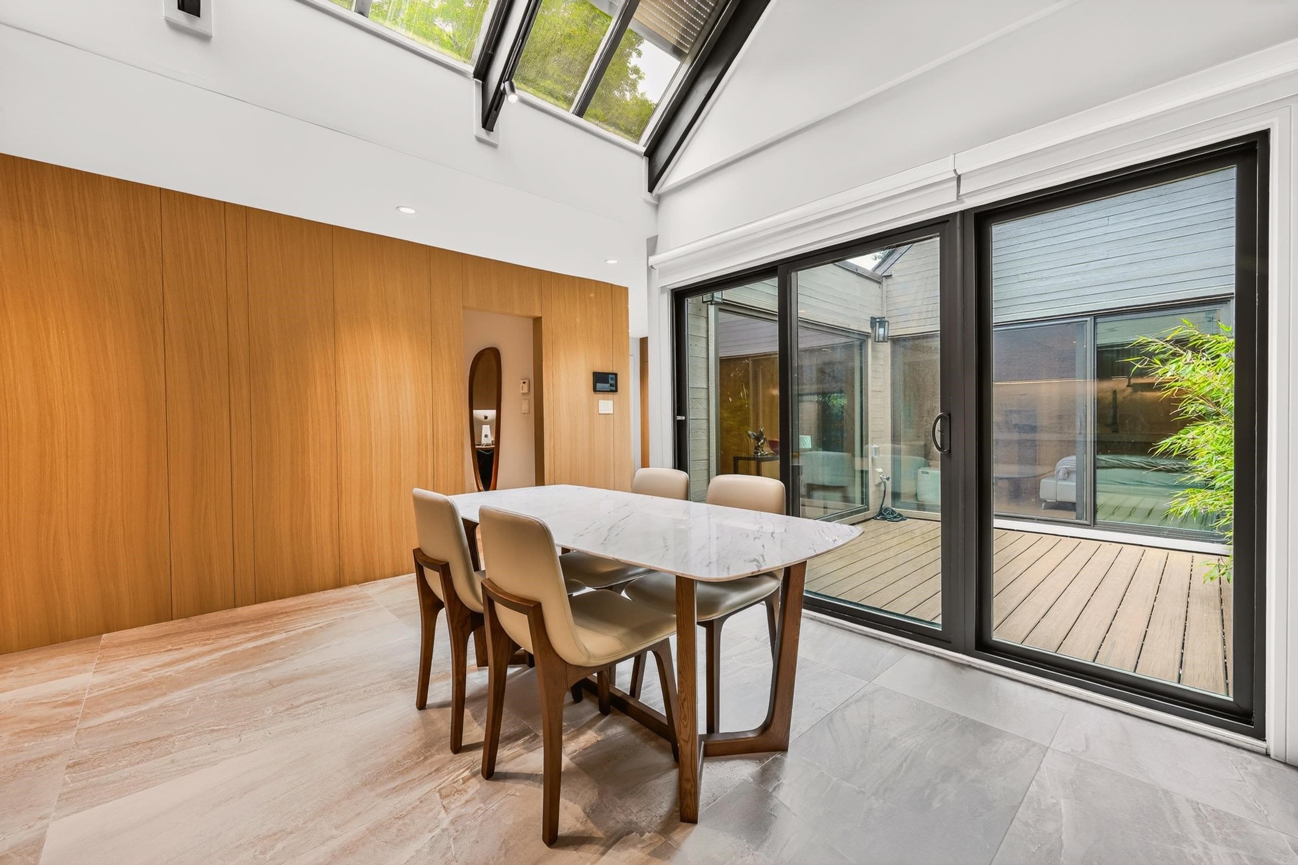 423 Greensboro Place, Vancouver, V5X 4M6 — photo 3