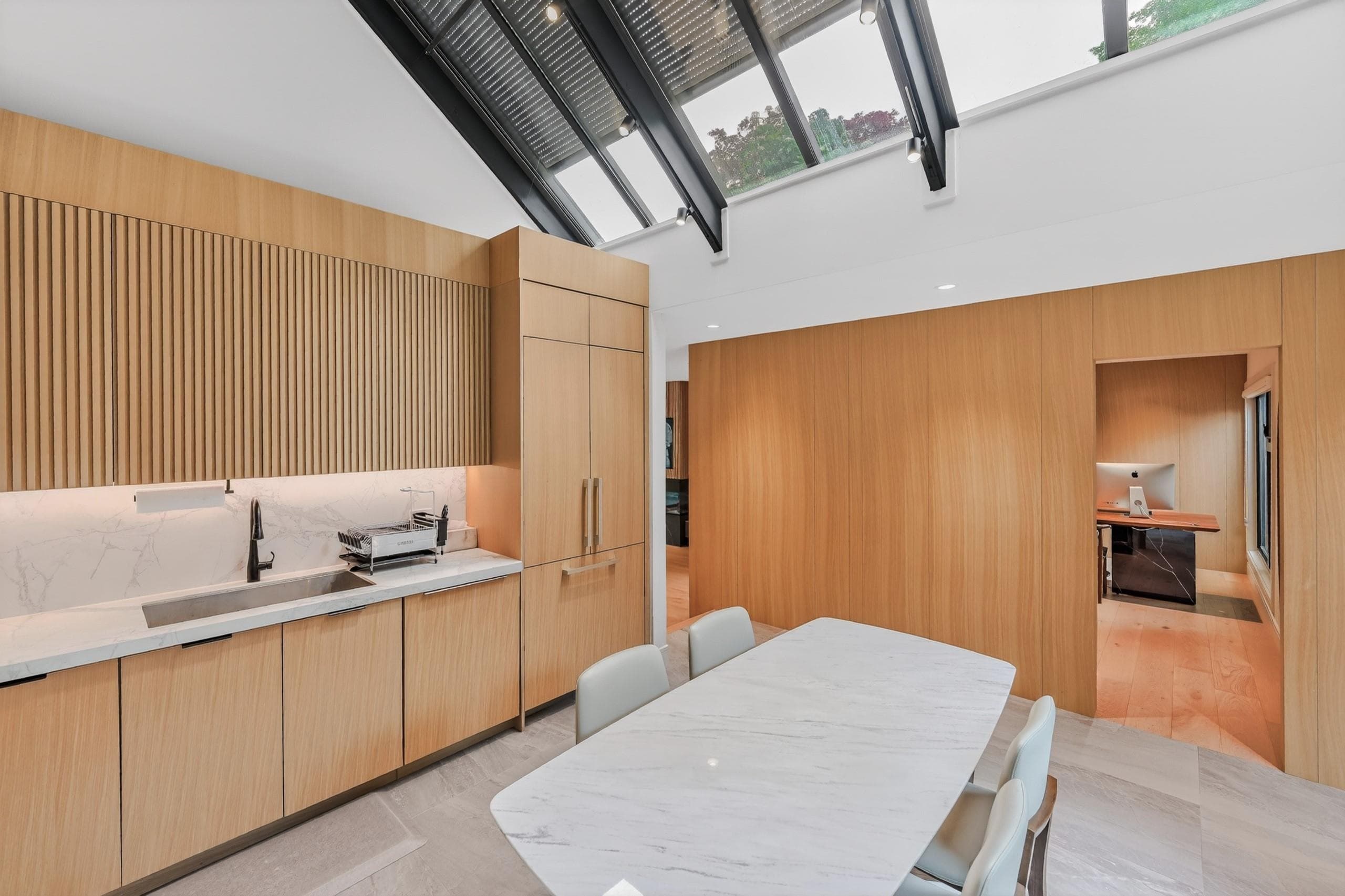 423 Greensboro Place, Vancouver, V5X 4M6 — photo 5