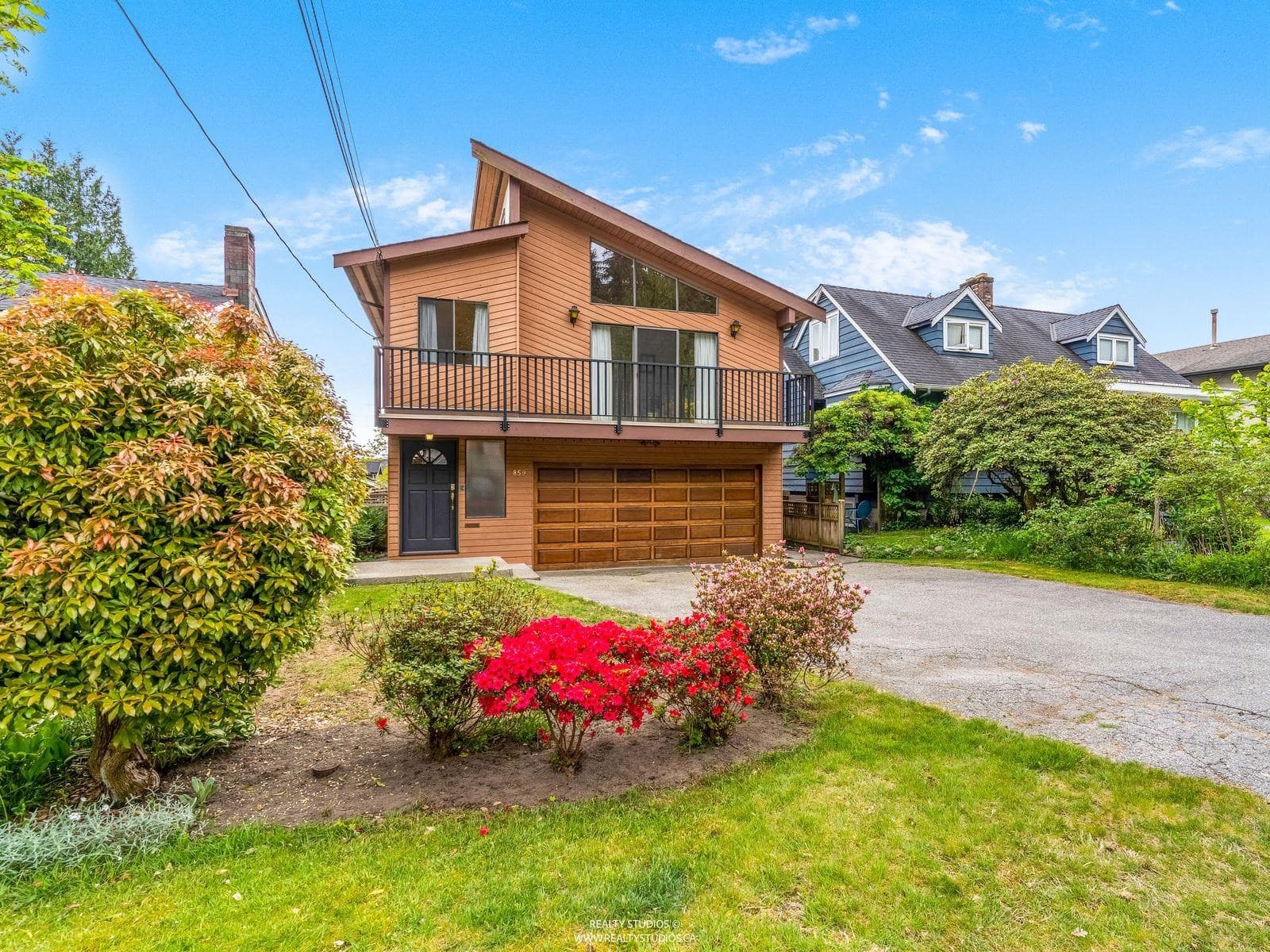 859 E 17th Street, North Vancouver — sold