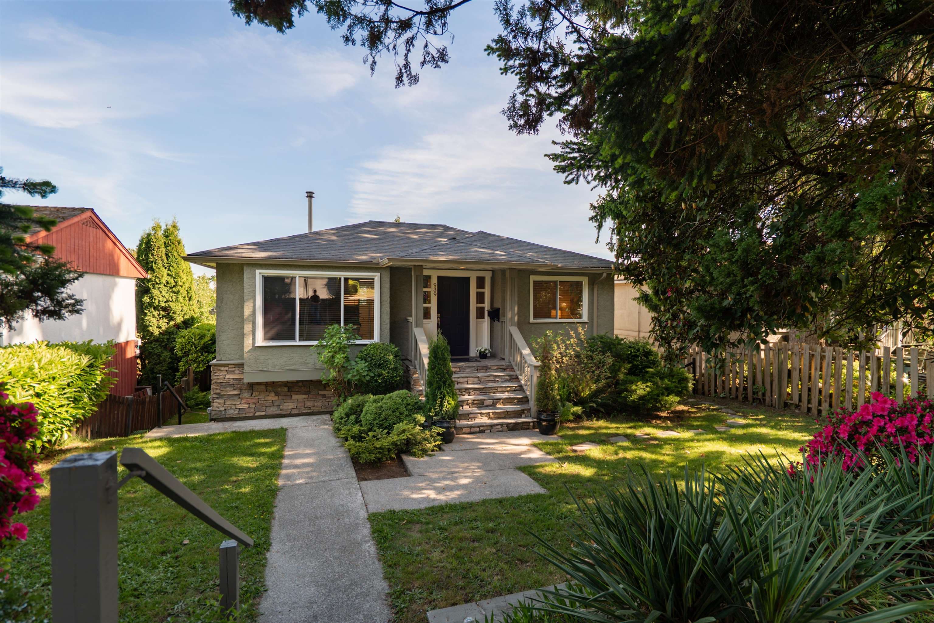 939 Calverhall Street, North Vancouver — sold