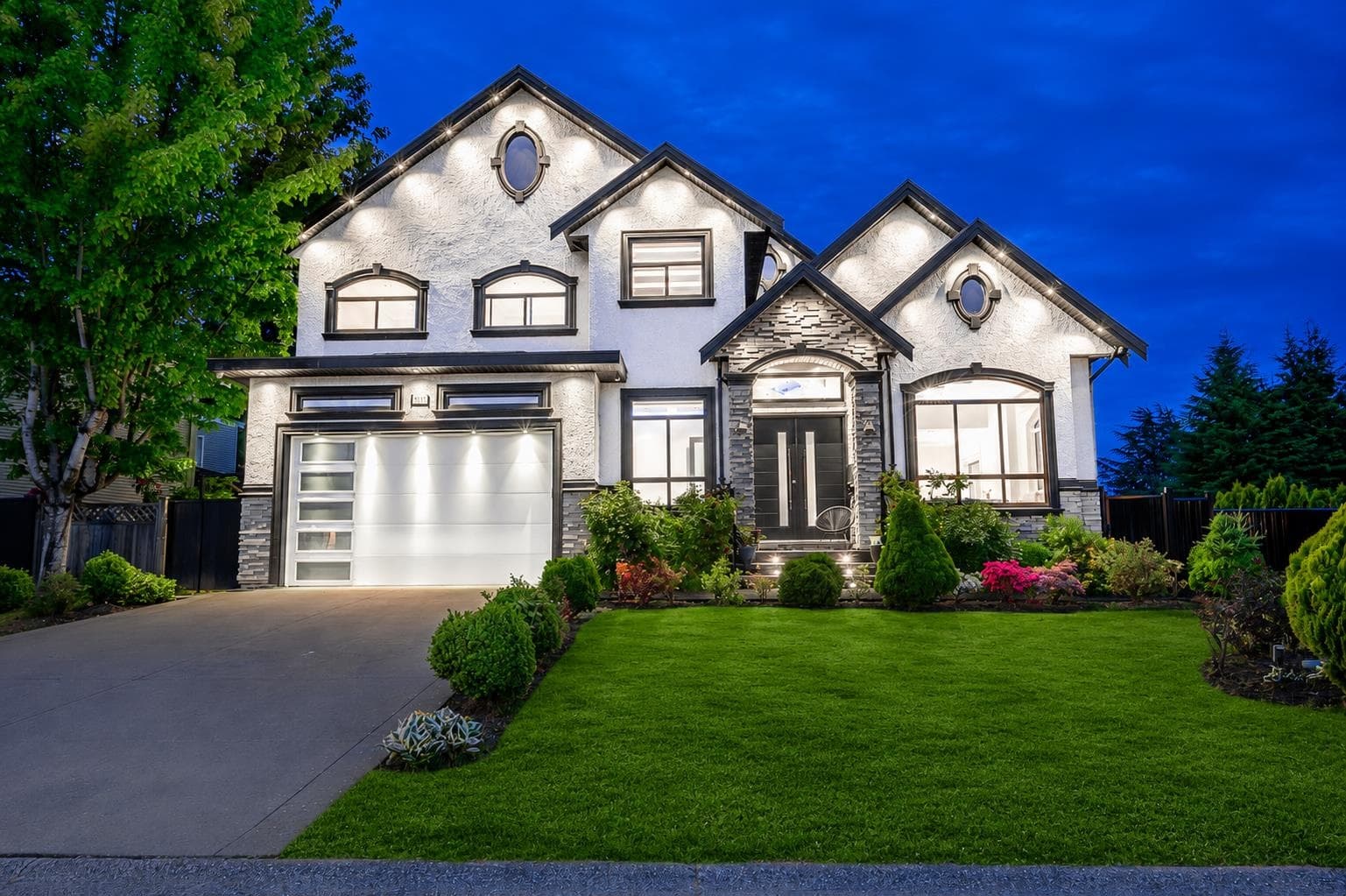 8670 Tunis Place, Surrey — sold