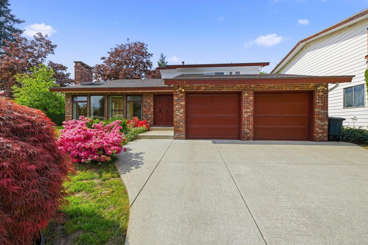 7605 Lawrence Drive, Burnaby, V5A 3M6 — photo 2