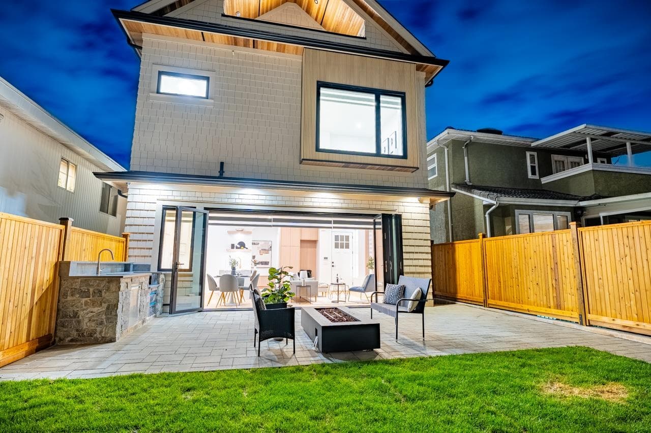 2 - 5355 Inverness Street, Vancouver