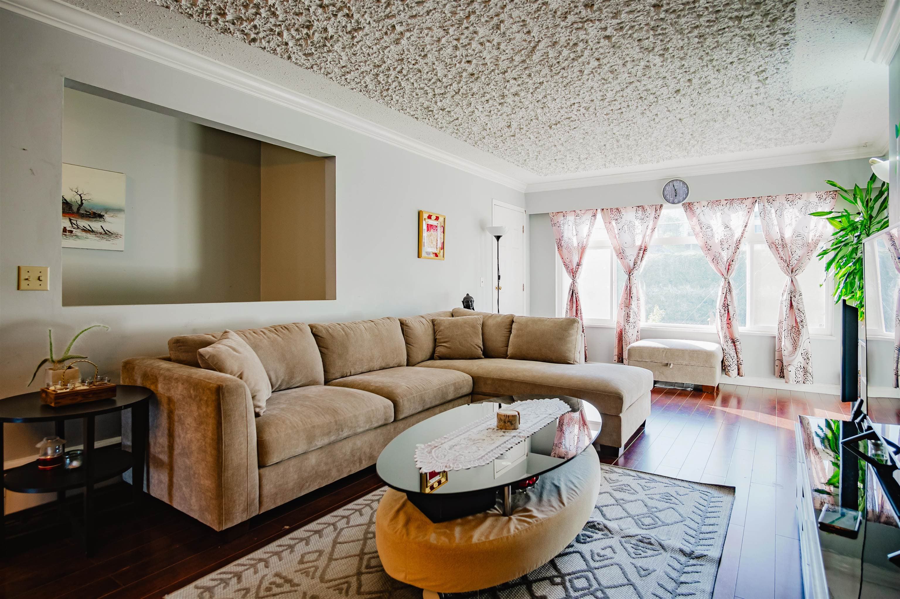 7270 16th Avenue, Burnaby, V3N 1N5 — photo 2