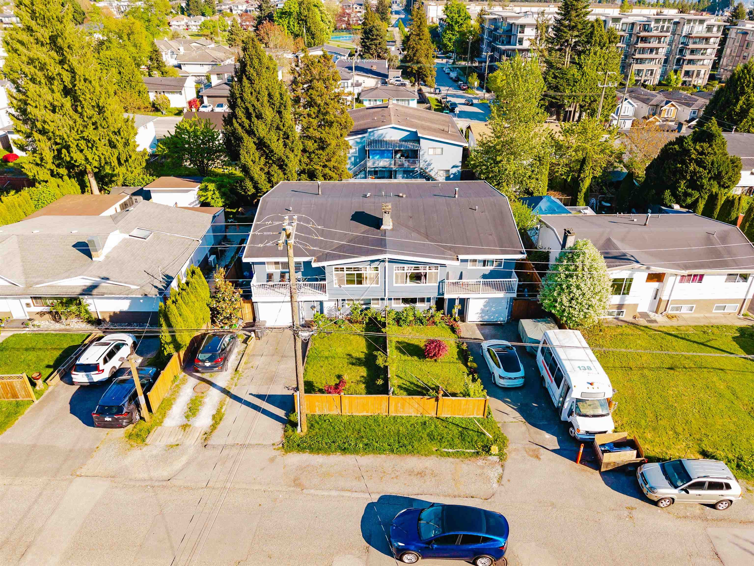 7270 16th Avenue, Burnaby, V3N 1N5 — photo 1
