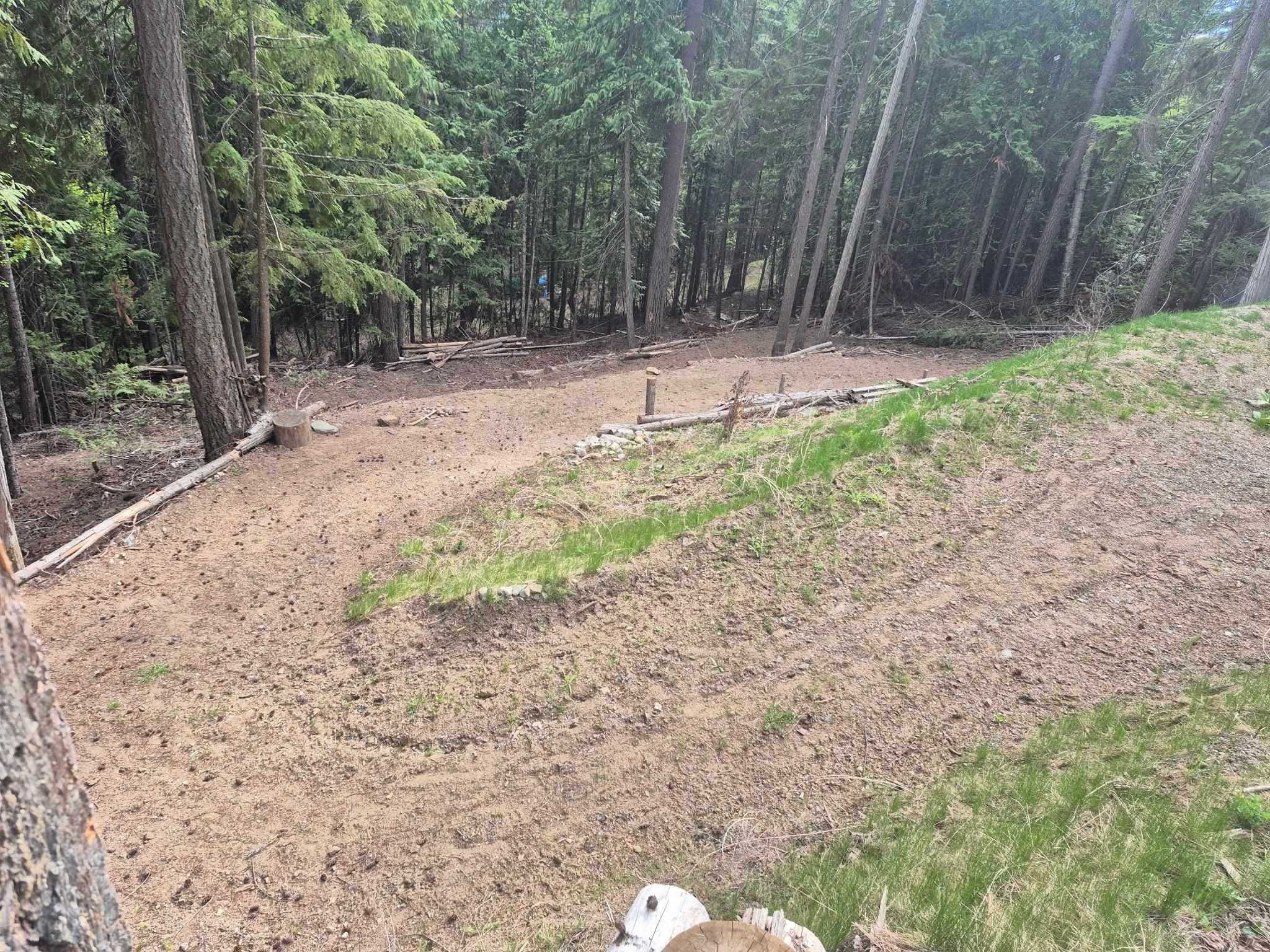 2818 Vickers Trail, Columbia Valley
