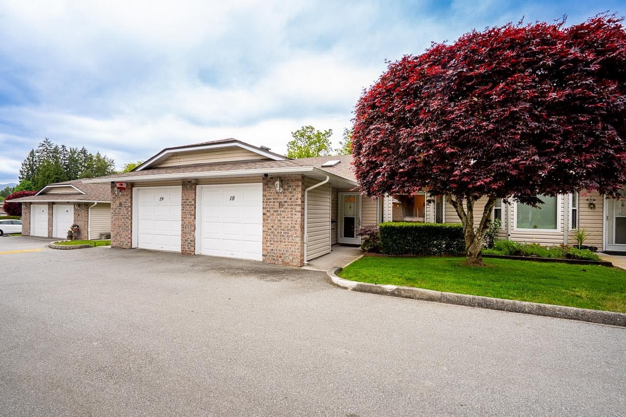 18 - 22308 124 Avenue, Maple Ridge — sold