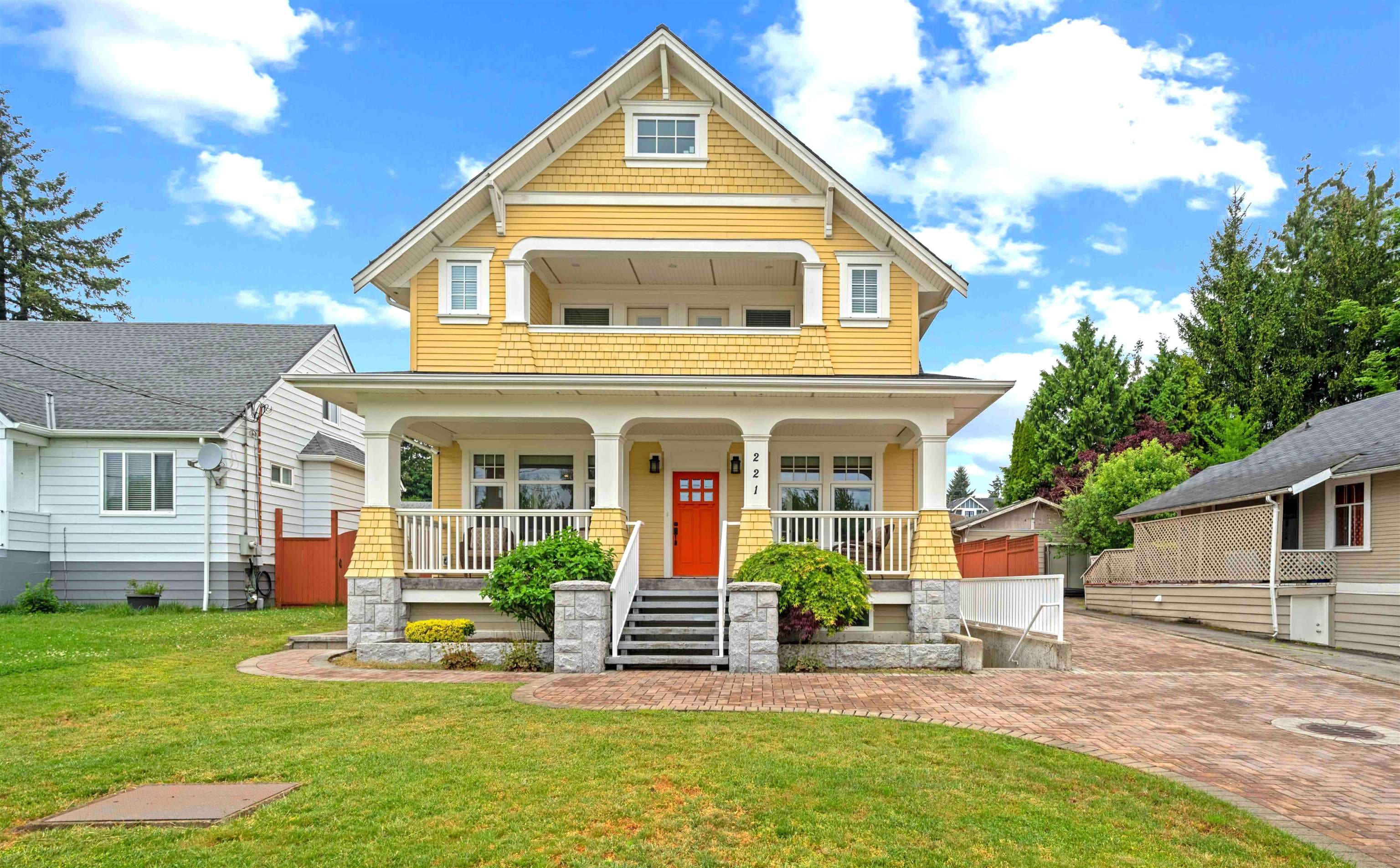 221 Ninth Avenue, New Westminster