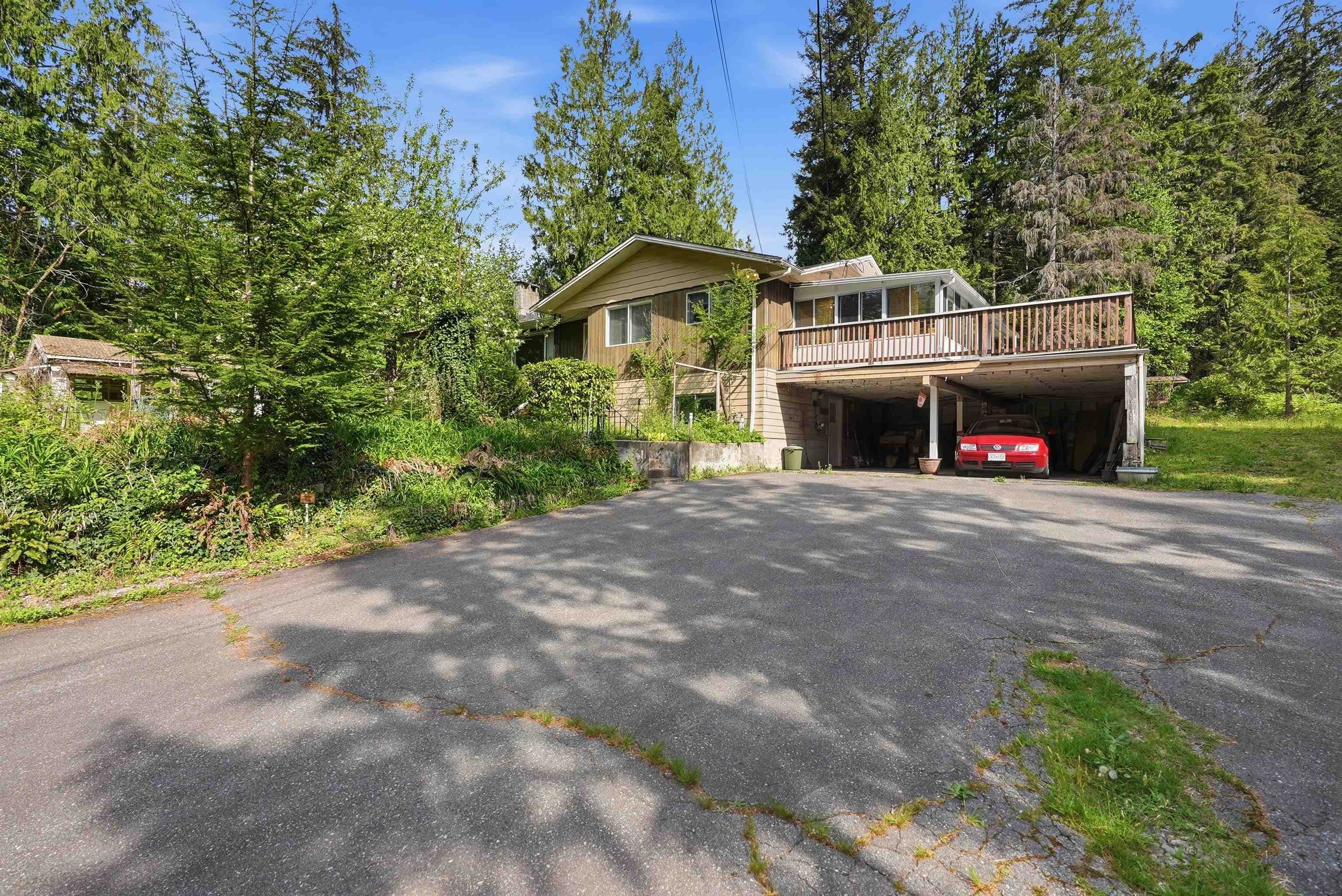 28595 Dewdney Trunk Road, Maple Ridge