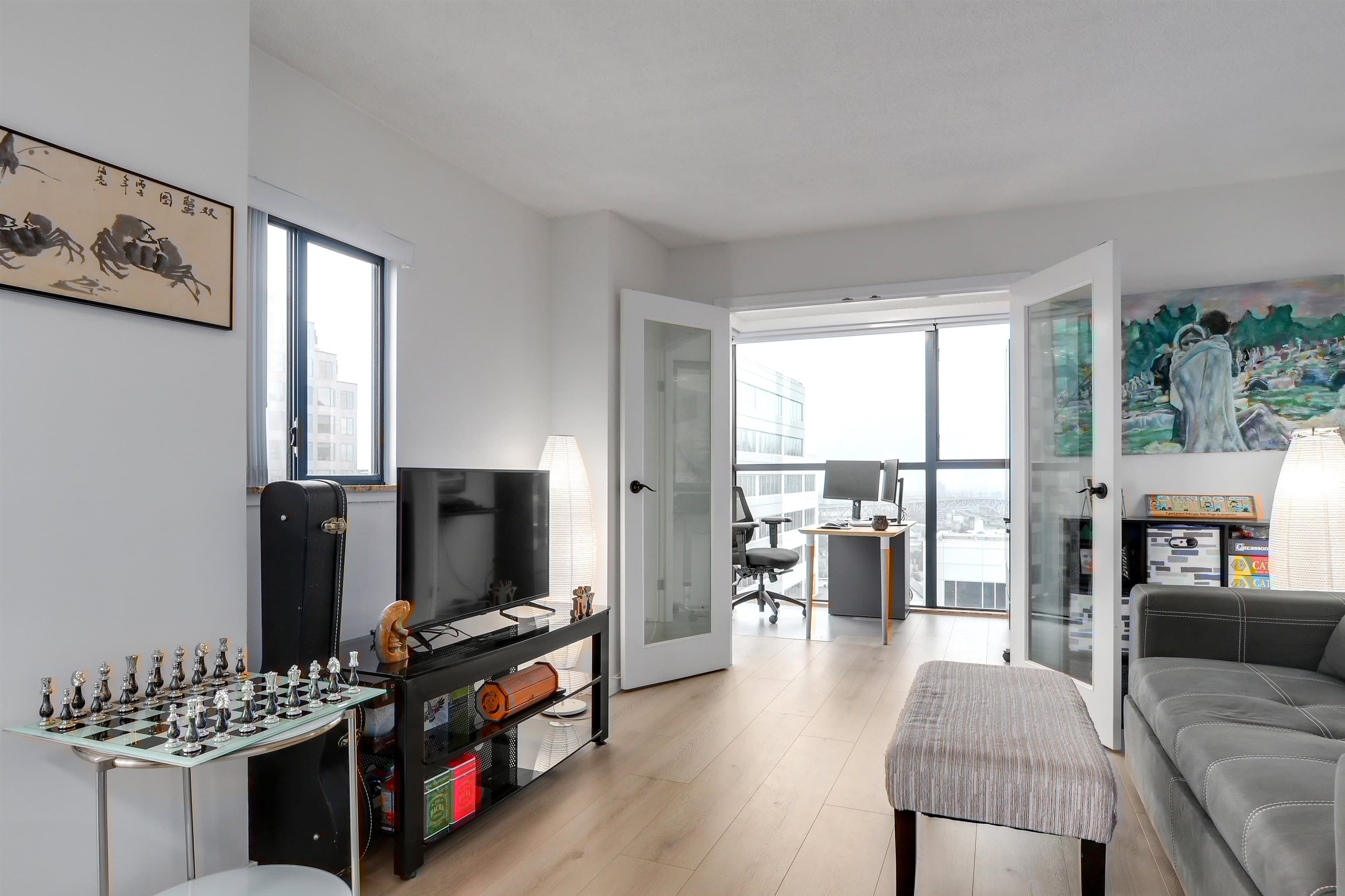 810 - 1268 W Broadway, Vancouver, V6H 1G6 — photo 2