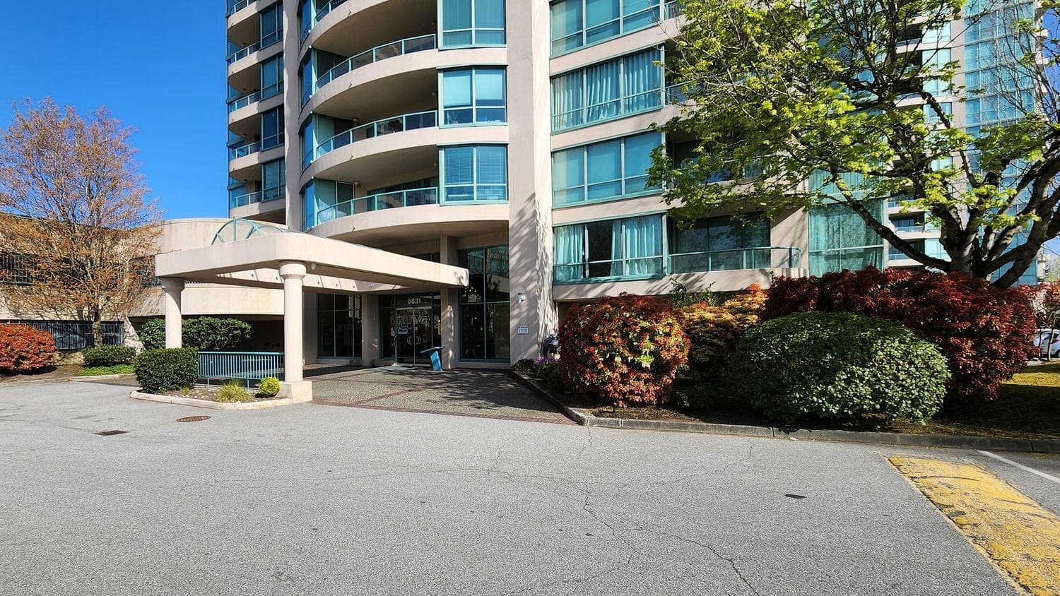 503 - 8831 Lansdowne Road, Richmond