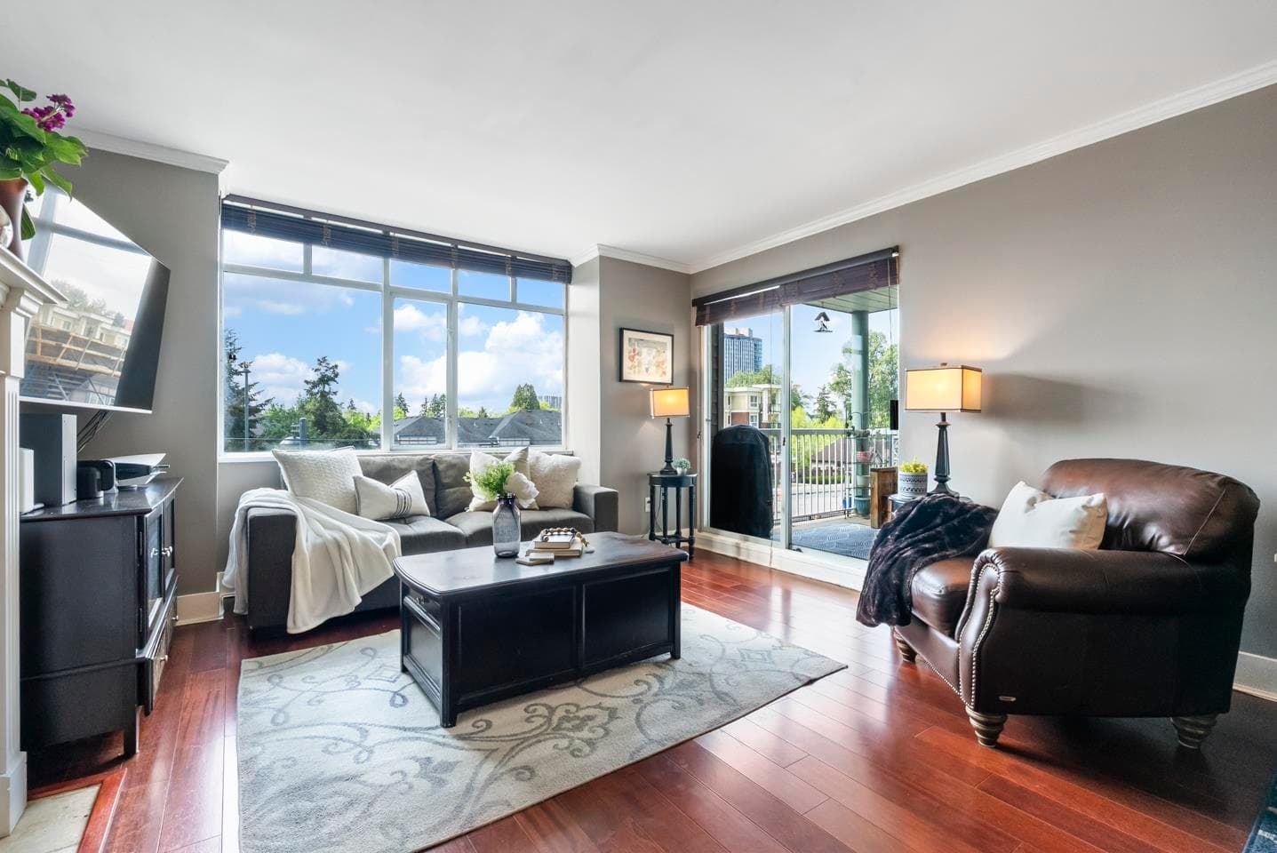 206 - 9763 140 Street, Surrey