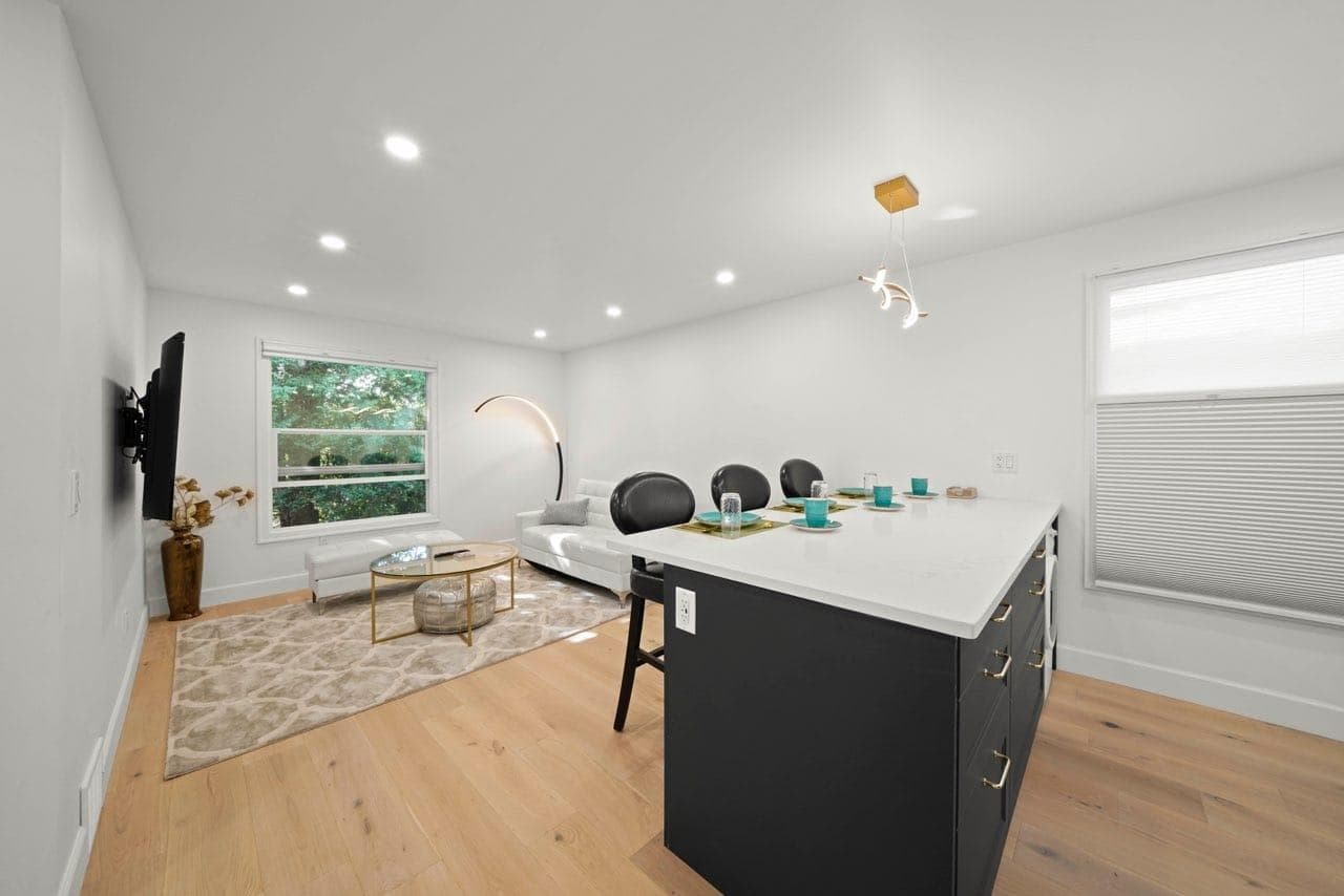 1620 Mclean Drive, Vancouver