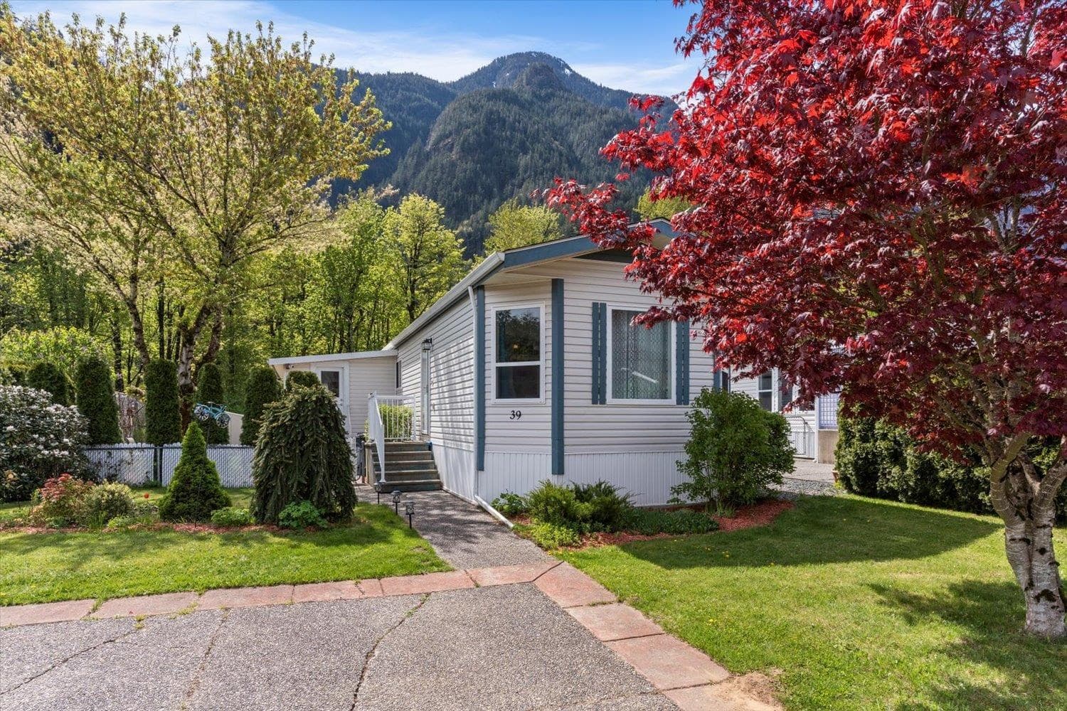 39 - 62790 Flood Hope Road, Hope