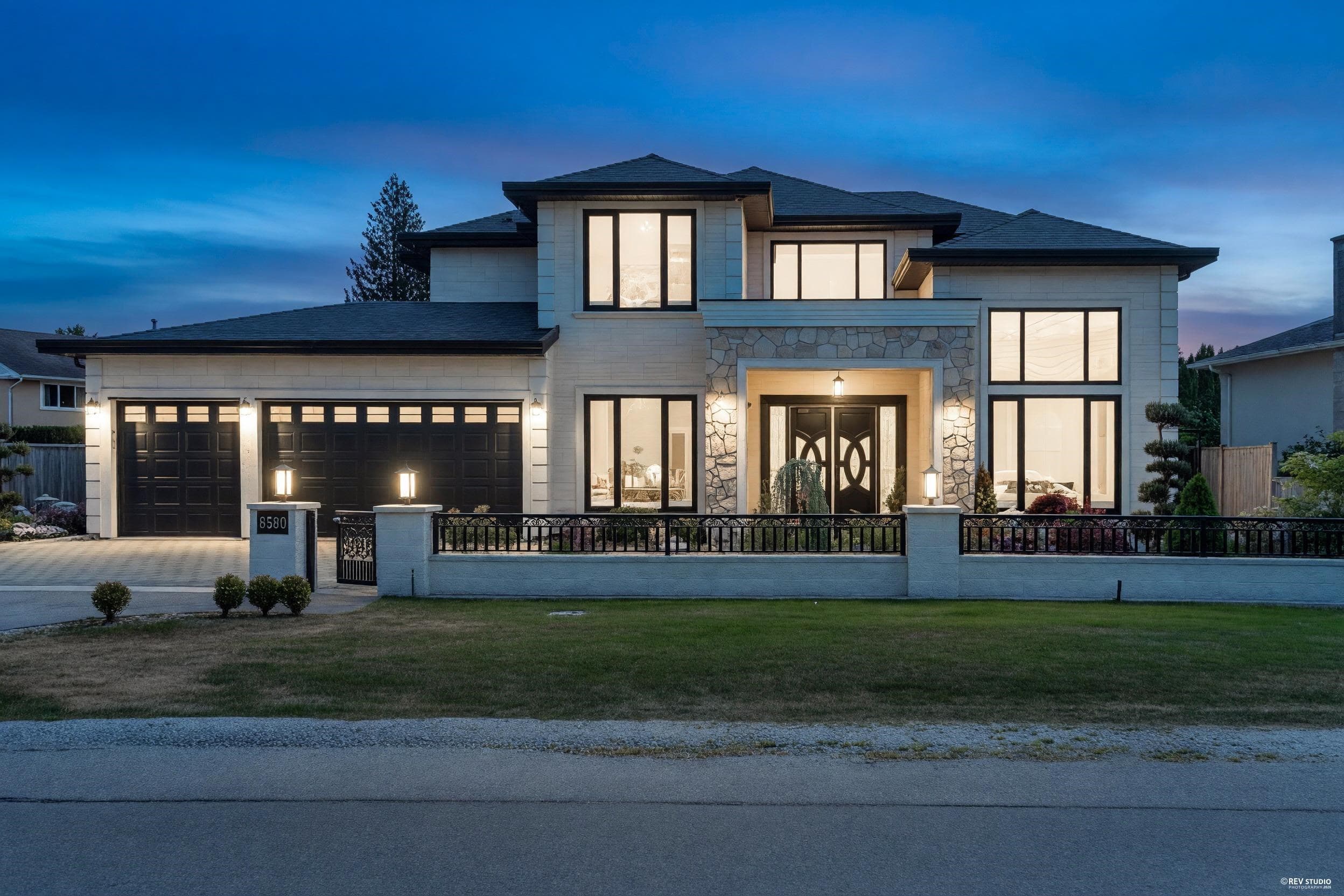 8580 Camden Crescent, Richmond