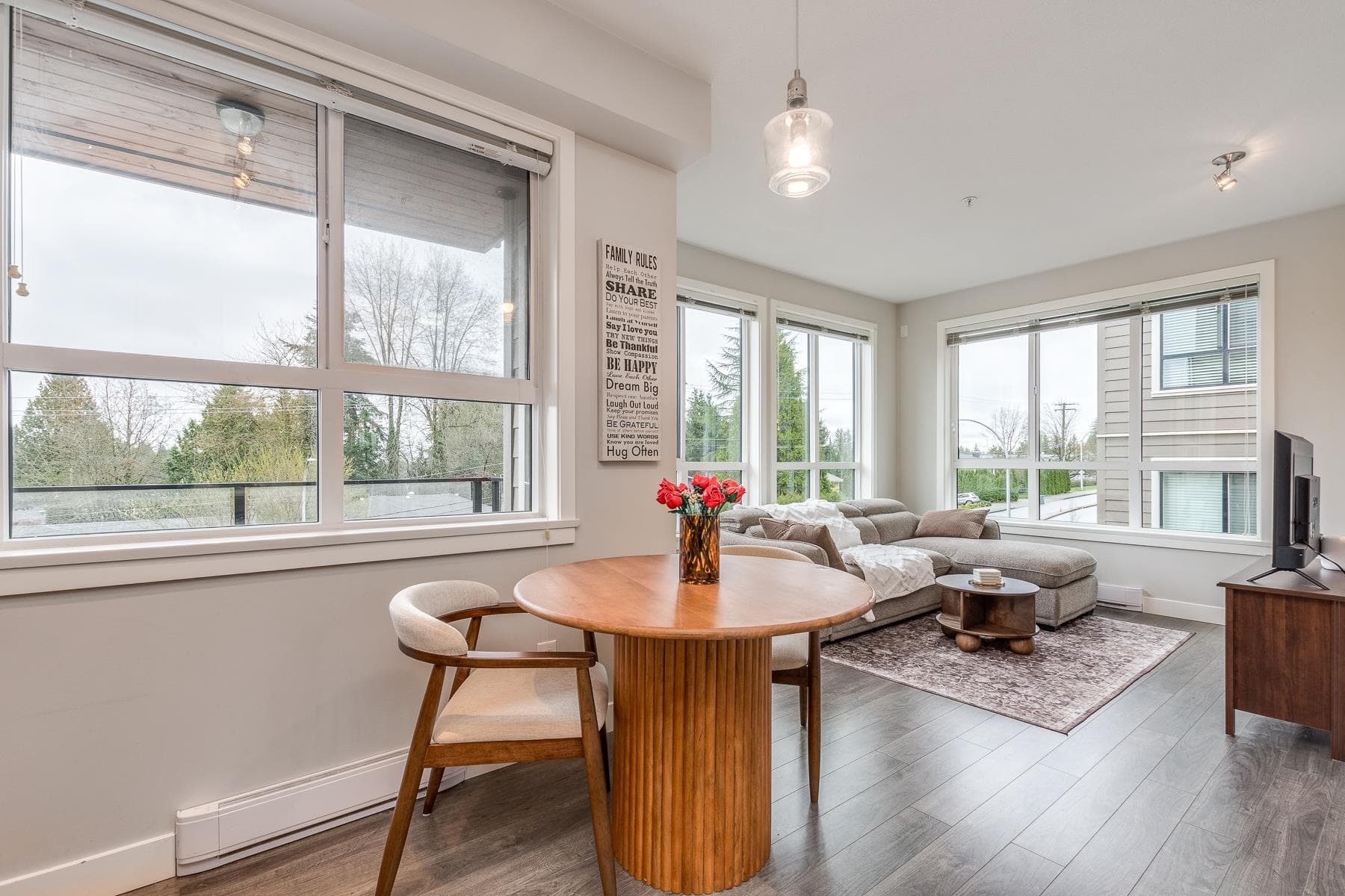 406 - 15388 105 Avenue, Surrey