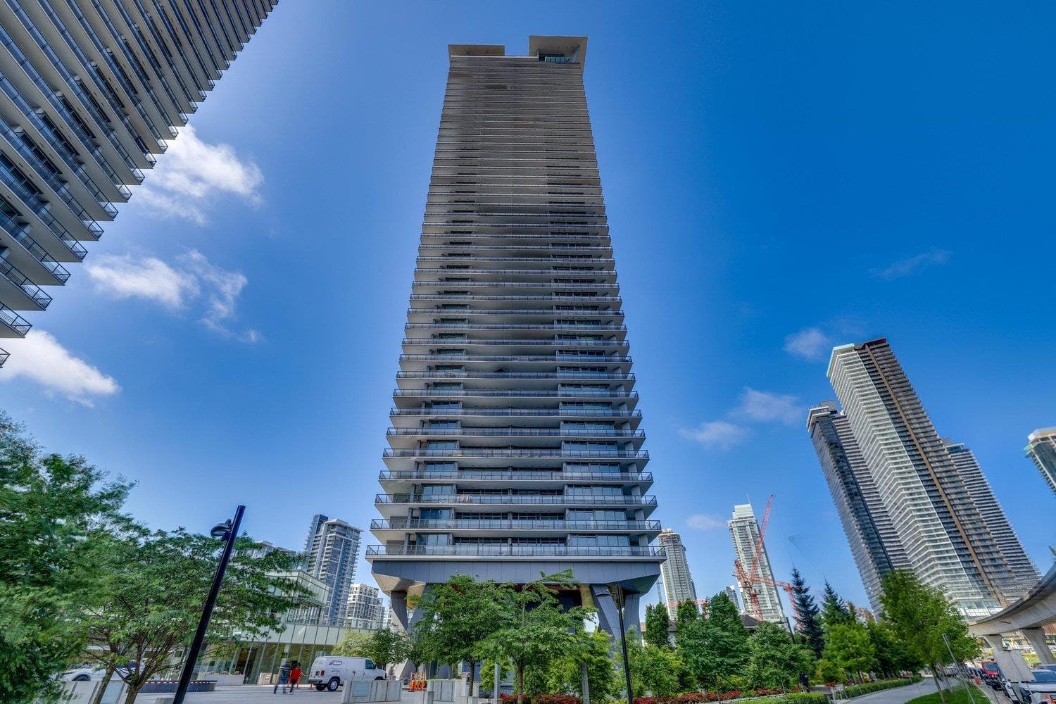 4207 - 4720 Lougheed Highway, Burnaby